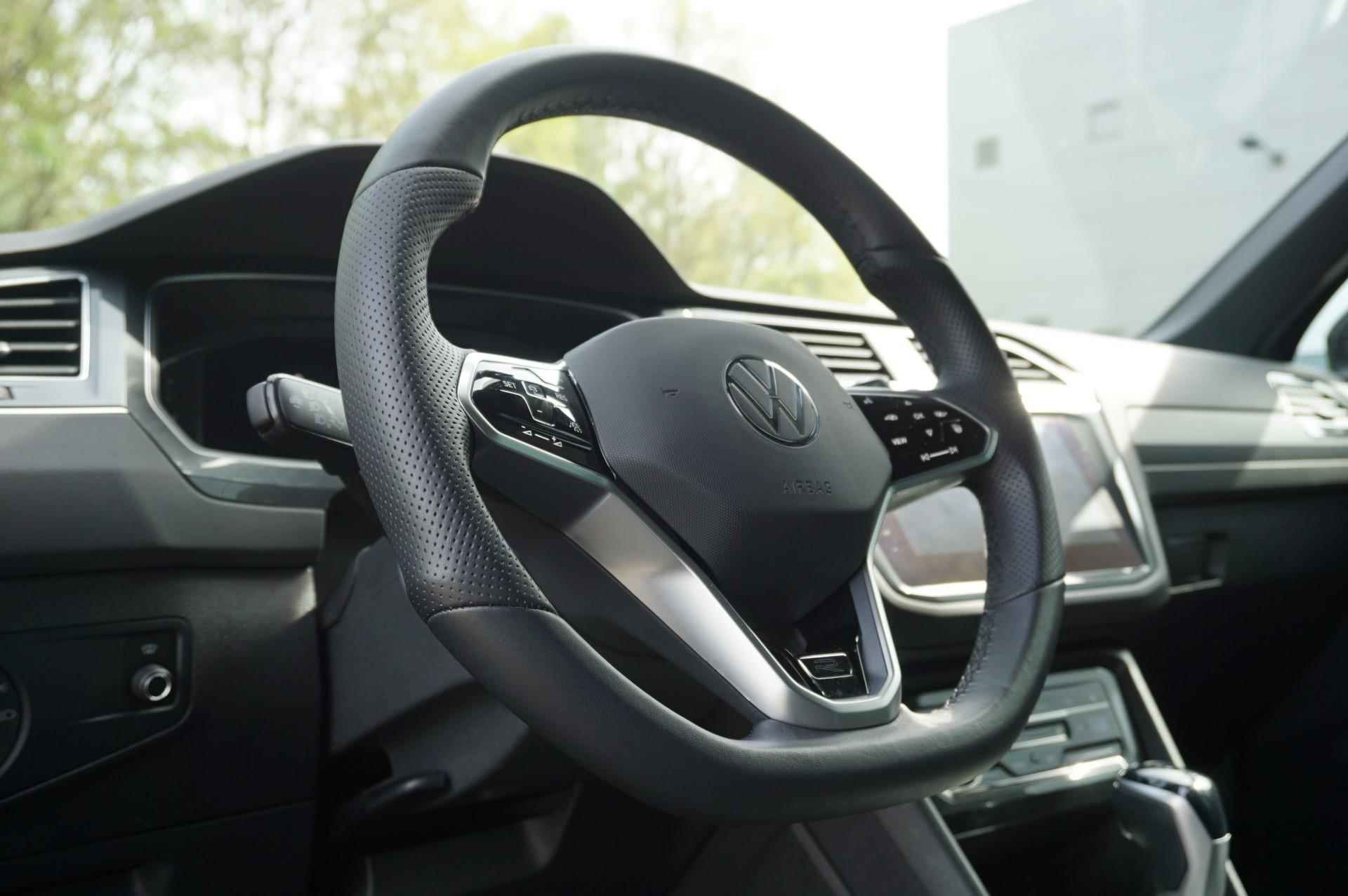 Volkswagen Tiguan 1.4 TSI 245pk DSG eHybrid R-Line Business+ |Voorklimatisering| Head-up | Trekhaak Wegklapbaar| - 32/49