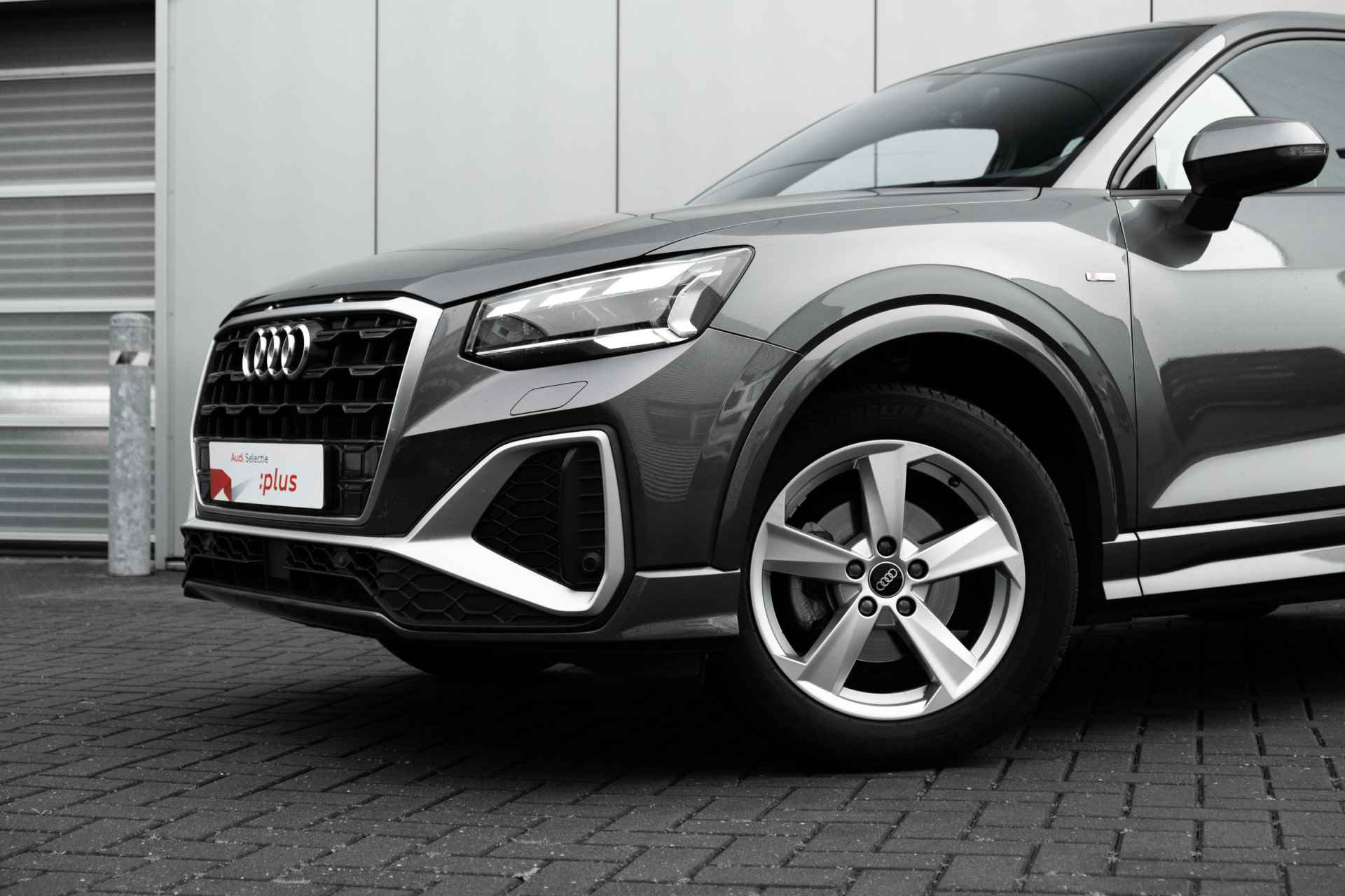 Audi Q2 35 TFSI S Edition S-tronic | Matrix-LED | Achteruitrijcamera | Parkeerhulp plus | Sportstoelen | Stoelverwarming | Cruise contro | Matrix-LED | Achteruitrijcamera | Parkeerhulp plus | Sportstoelen | Stoelverwarming | Cruise control | Audi Virtual Cockpit | Multifunctioneel Sportstuur Leder | - 7/54