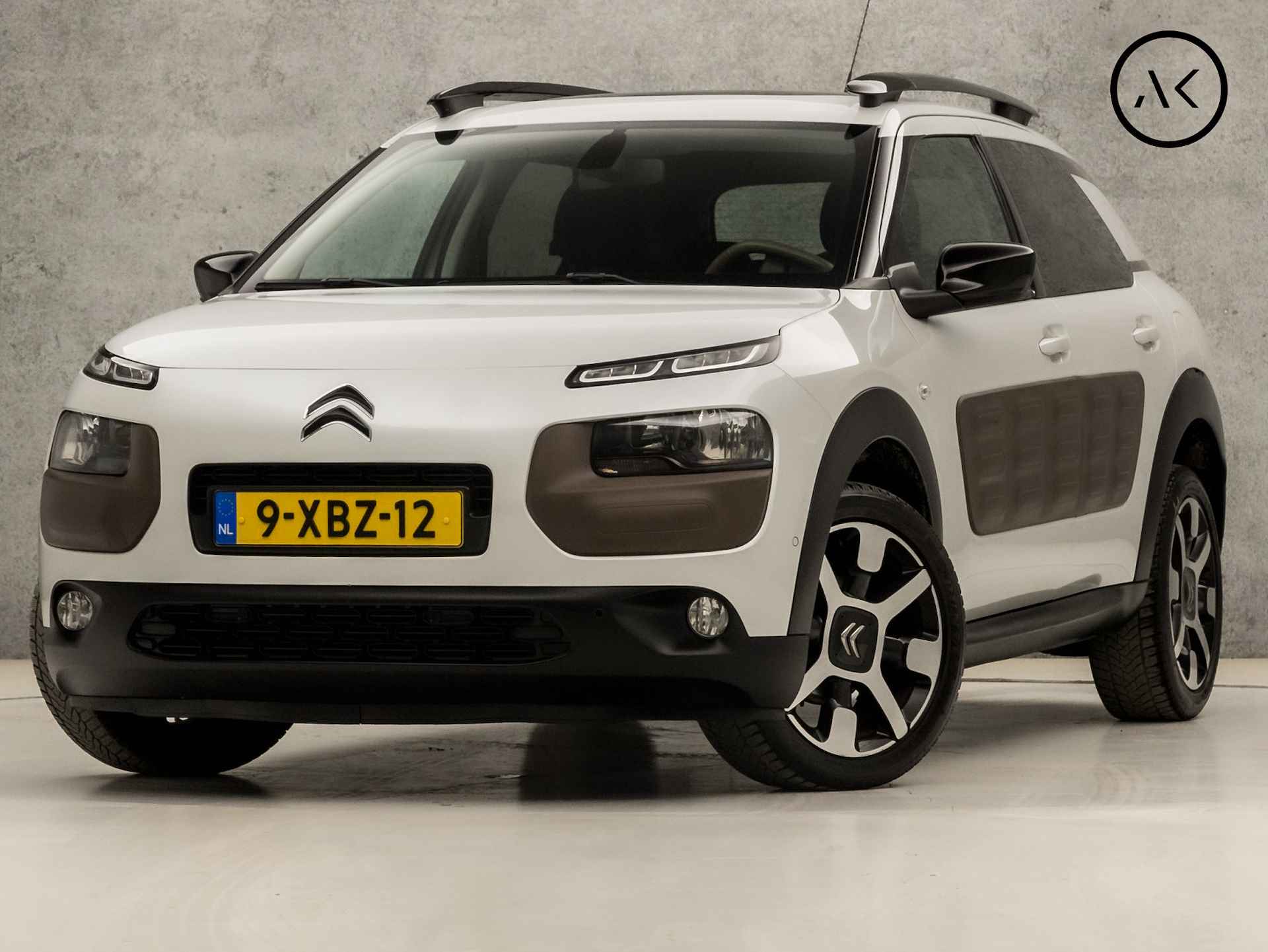 Citroën C4 Cactus 1.2 e-VTi Shine (PANORAMADAK, NAVIGATIE, CLIMATE, DIGITAL COCKPIT, CAMERA, SPORTSTOELEN, PARKEERSENSOREN, CRUISE, NIEUWE APK, NIEUWSTAAT)