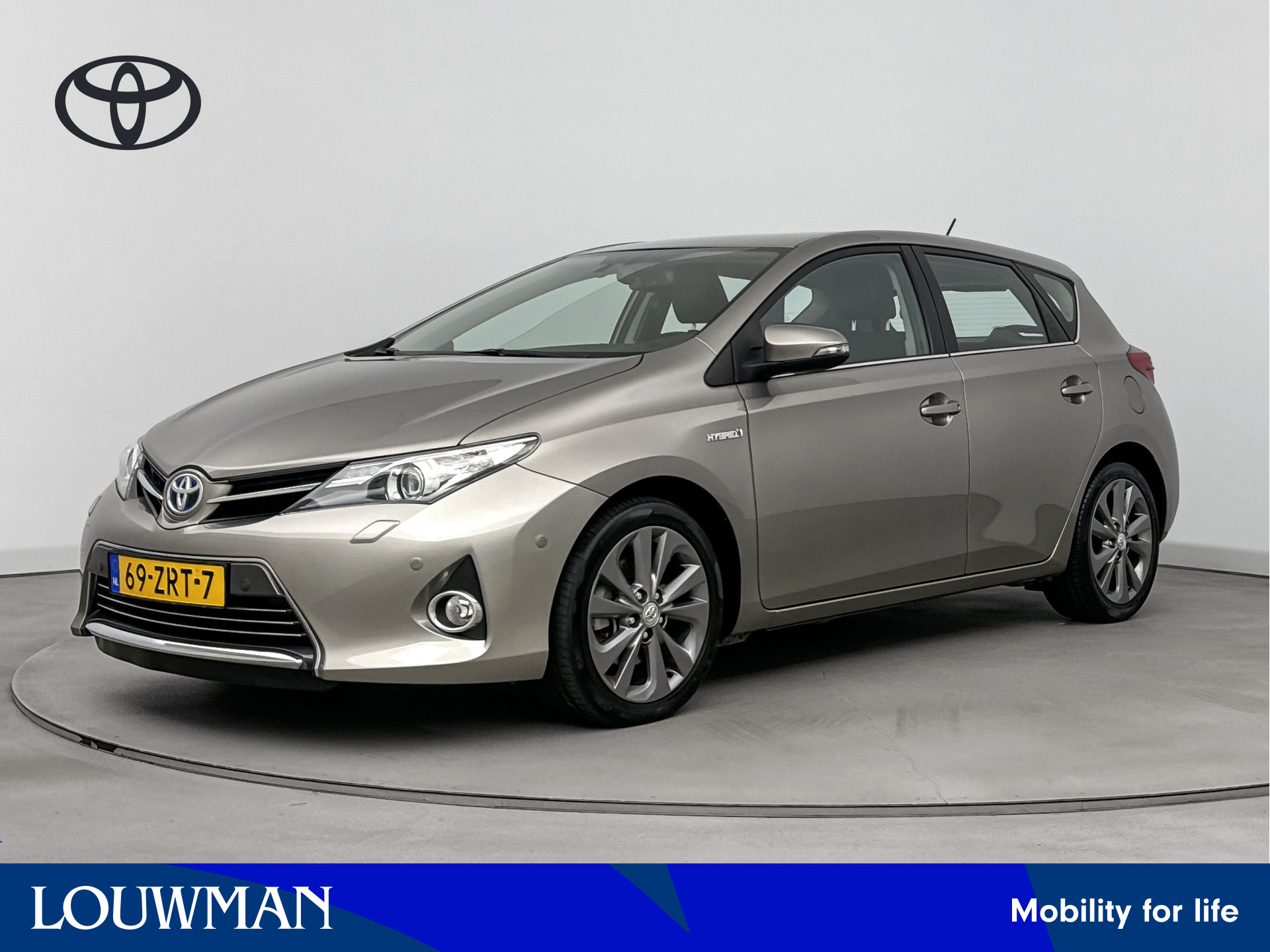 Toyota Auris 1.8 Hybrid Lease Pro