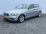 BMW 1-serie 118i Business  Handgeschakeld - Leder - Stoelverwarming  - 17'' Lichtmetaal - Parkeerhulp voor + achter - Auto is bij ons onderhouden