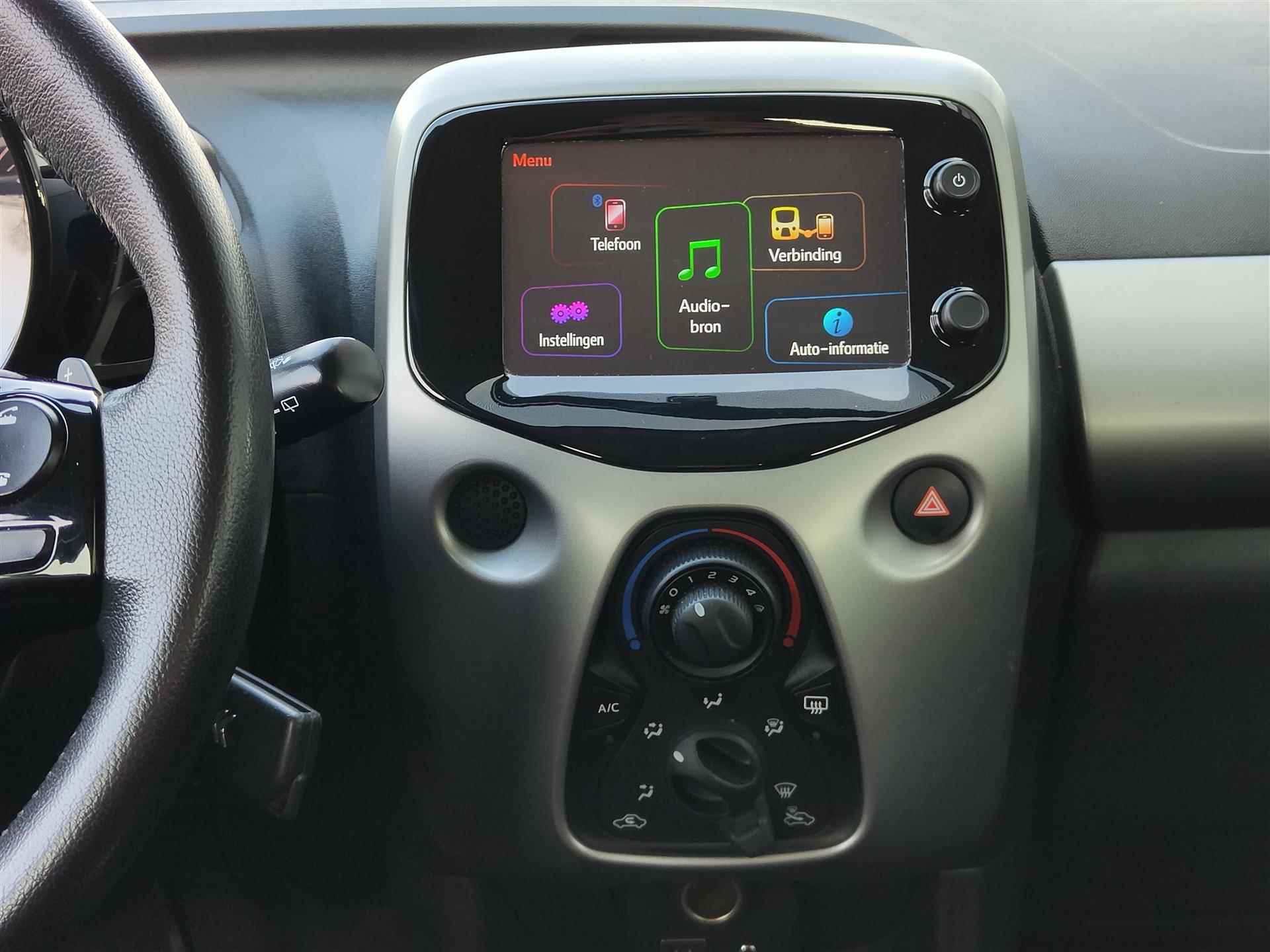 Citroën C1 1.0 VTi Shine | Automaat | Bluetooth | Stoelverwarming - 16/17