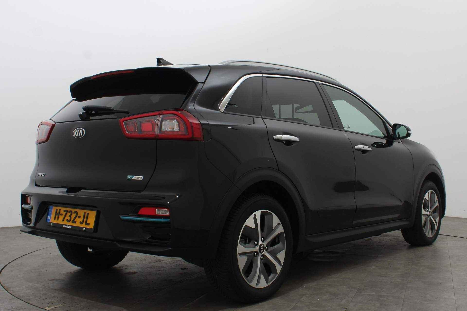 Kia e-Niro 204PK EXECUTIVELINE 64 KWH | Leer | Stoelverwarming/Ventilatie - 16/45