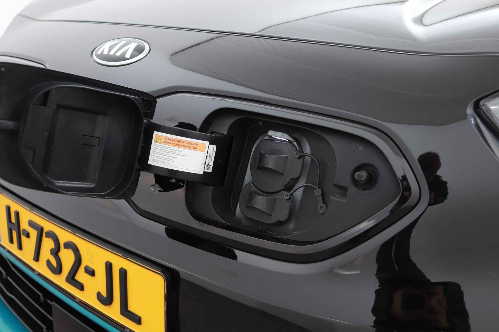 Kia e-Niro 204PK EXECUTIVELINE 64 KWH | Leer | Stoelverwarming/Ventilatie - 24/45