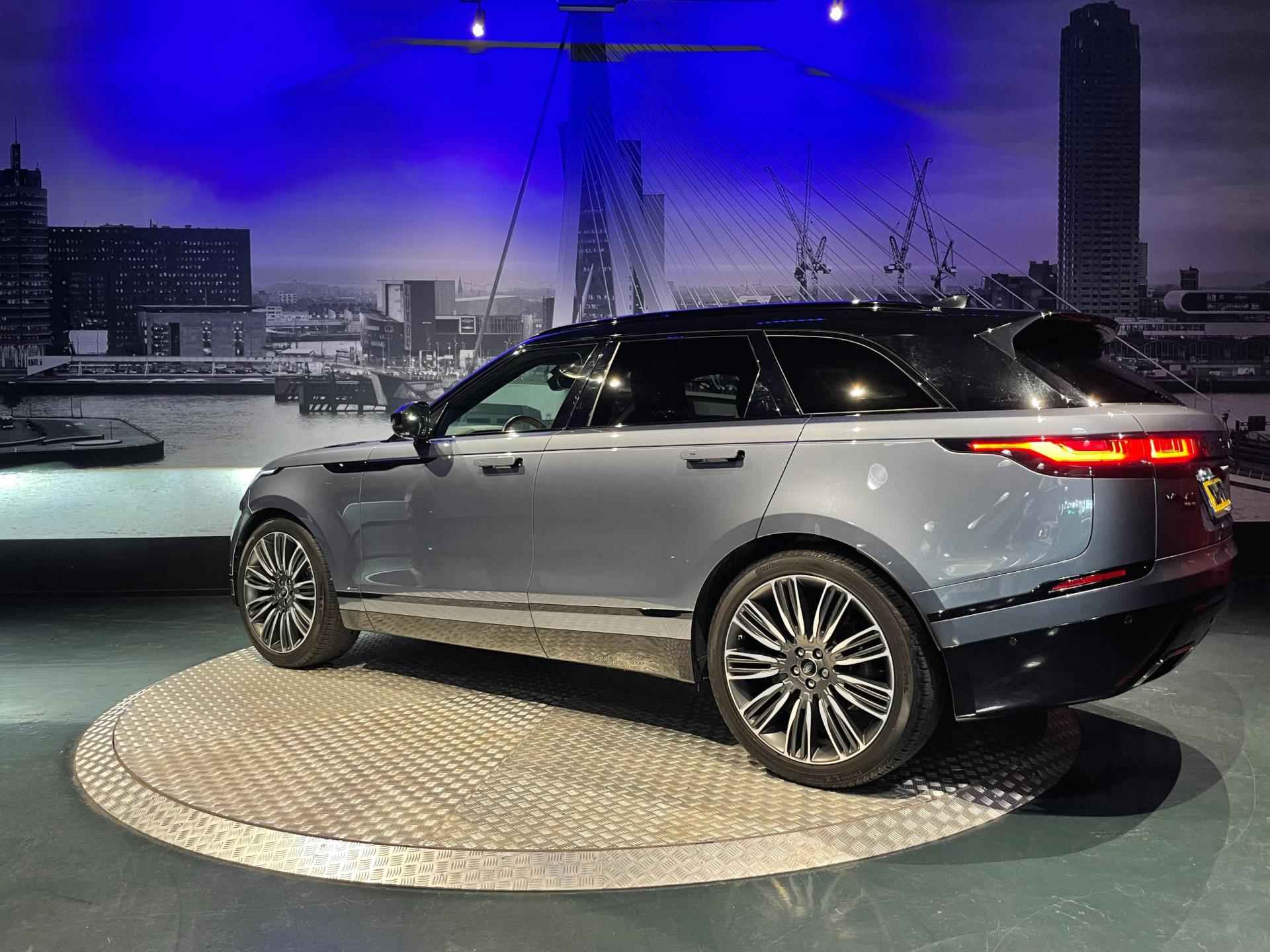 Land Rover Range Rover Velar 3.0 V6 AWD R-Dynamic HSE *Luchtvering*Meridian*NLAuto* - 9/34