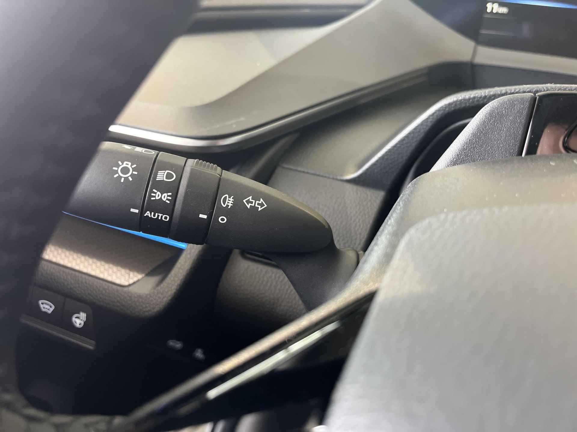 Toyota Prius 2.0 Plug-in Executive | Direct leverbaar! | Apple/Android | Navigatiesyteem | Camera | - 21/33