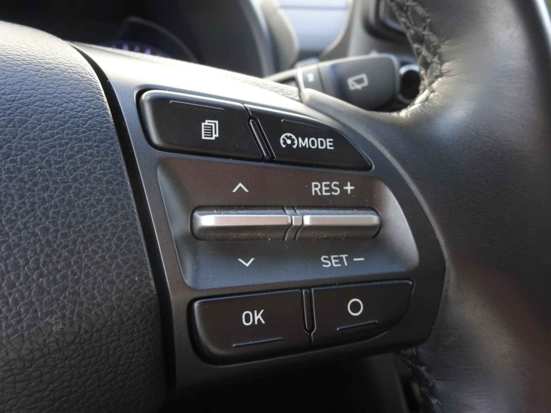 Hyundai Kona 1.6 GDI HEV Fashion | Hybride systeem | Luxe bekleding | 18" Two-Tone Lmv | - 23/34