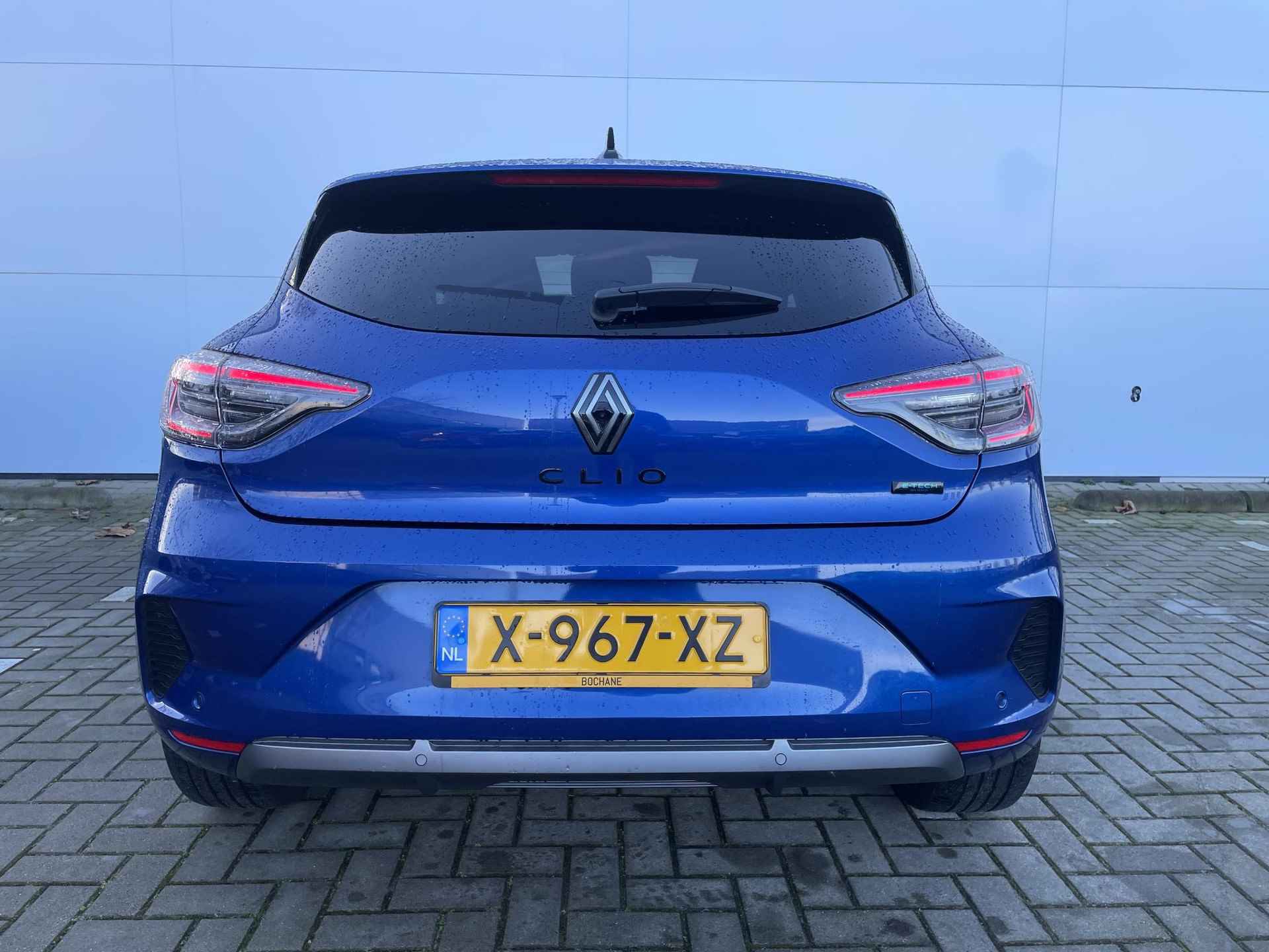 Renault Clio 1.6 E-Tech Full Hybrid 145 esprit Alpine - 6/21