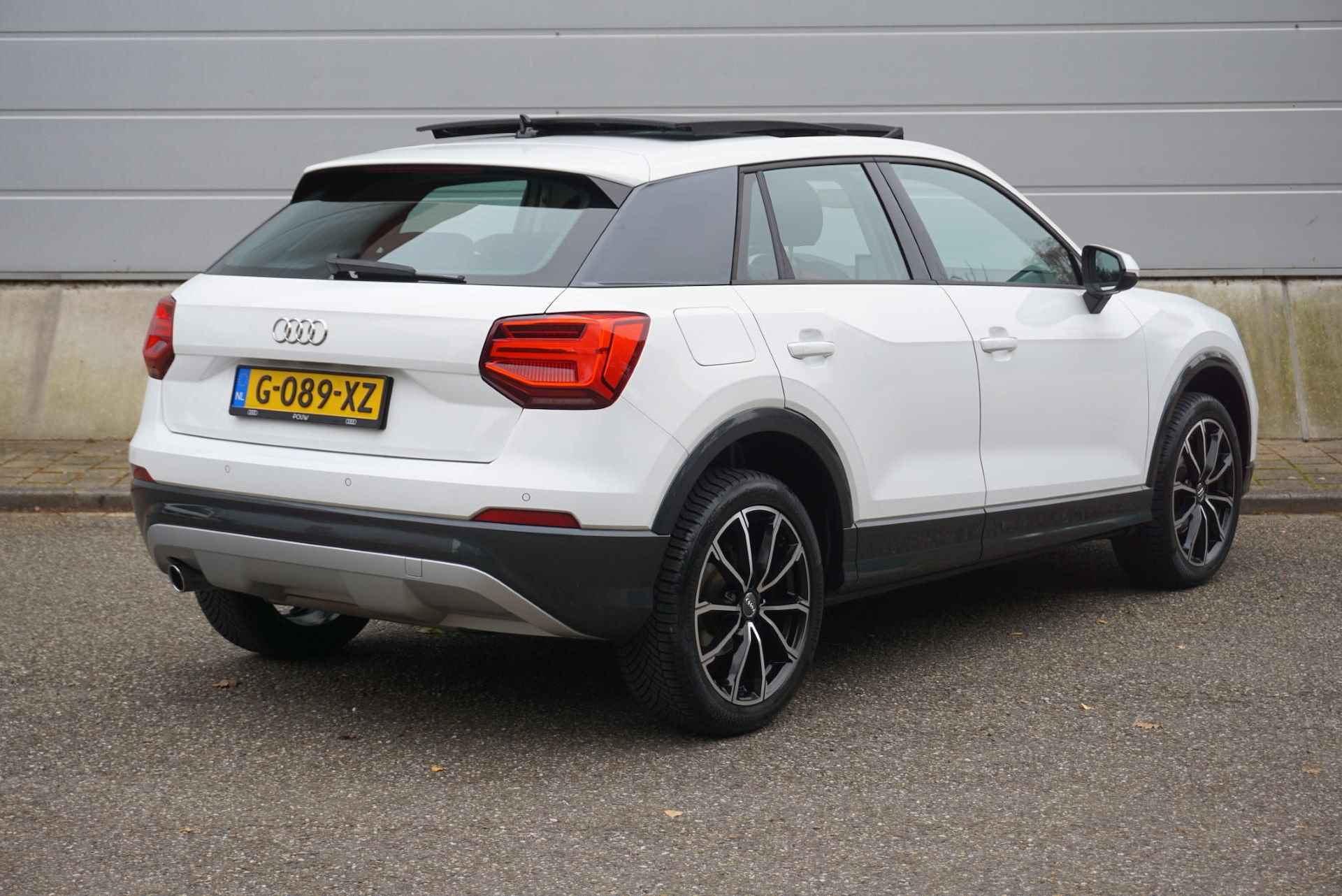 Audi Q2 30 TFSI 110pk Advanced Edition | Panoramadak | PDC Achter | Sportstoelen | 18" LMV Nieuw - 2/42