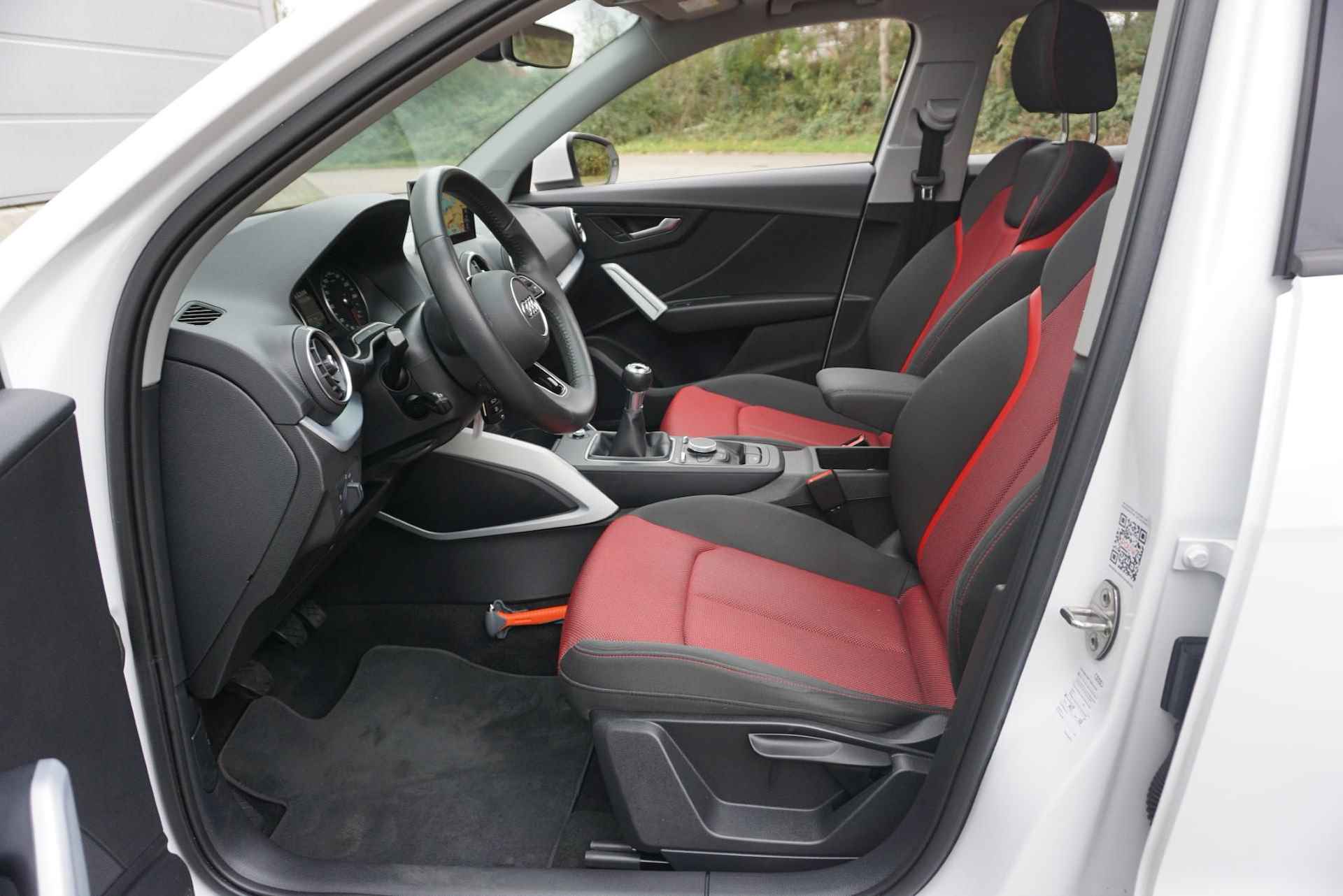 Audi Q2 30 TFSI 110pk Advanced Edition | Panoramadak | PDC Achter | Sportstoelen | 18" LMV Nieuw - 20/42