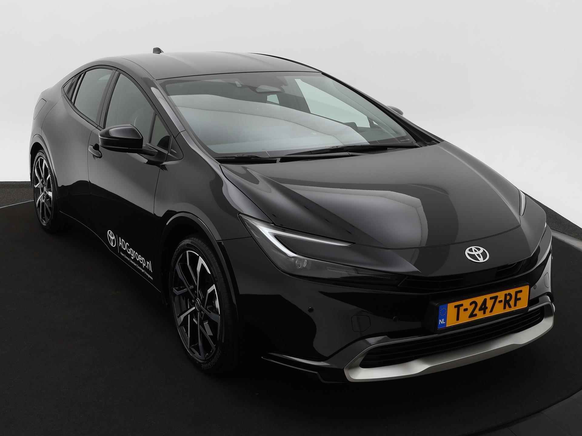 Toyota Prius 2.0 Plug-in Executive | Apple Carplay/Android Auto | Parkeersensoren | Elektrische Achterklep | Stoel/Stuurverwarming | - 18/23