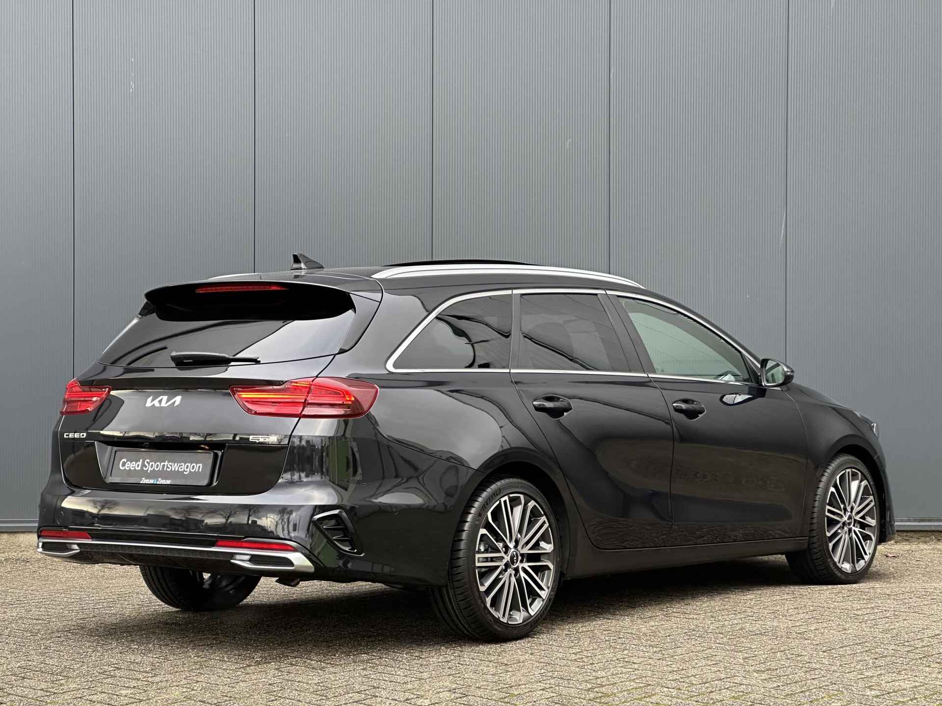 Kia Ceed Sportswagon 1.5 T-GDi GT-PlusLine | *Niet op voorraad* | *Nu te bestellen* | *€4.500,- inruilpremie* | Navi | Clima | Camera | Schuif-/kanteldak | Memory stoel | Apple Carplay | Android Auto - 7/38