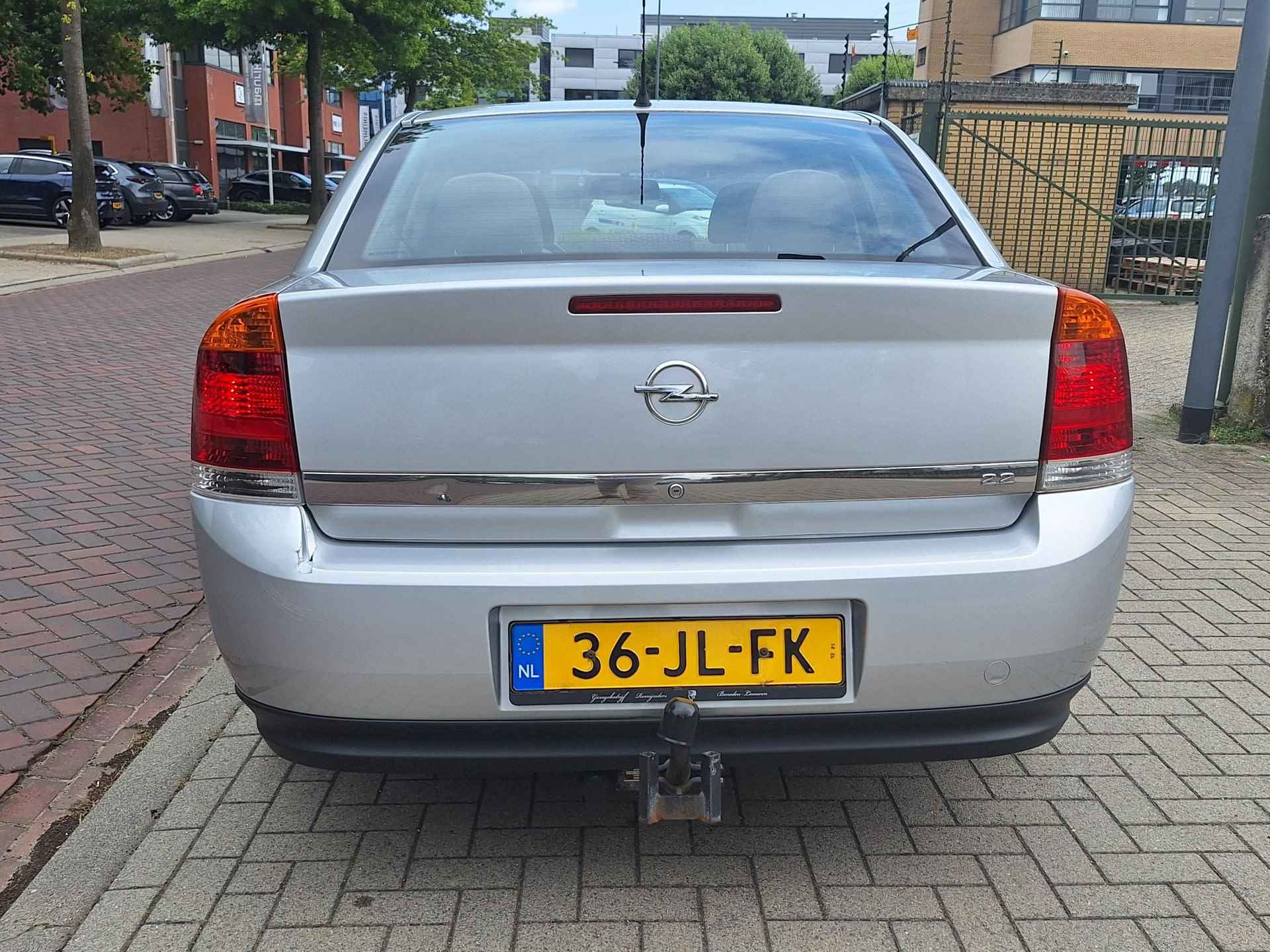 Opel Vectra 2.2-16V Elegance | Liefhebbers auto! | Nieuwe APK | Eerste eigenaar | Paar schoonheidsfoutjes zonder meerprijs | - 7/22