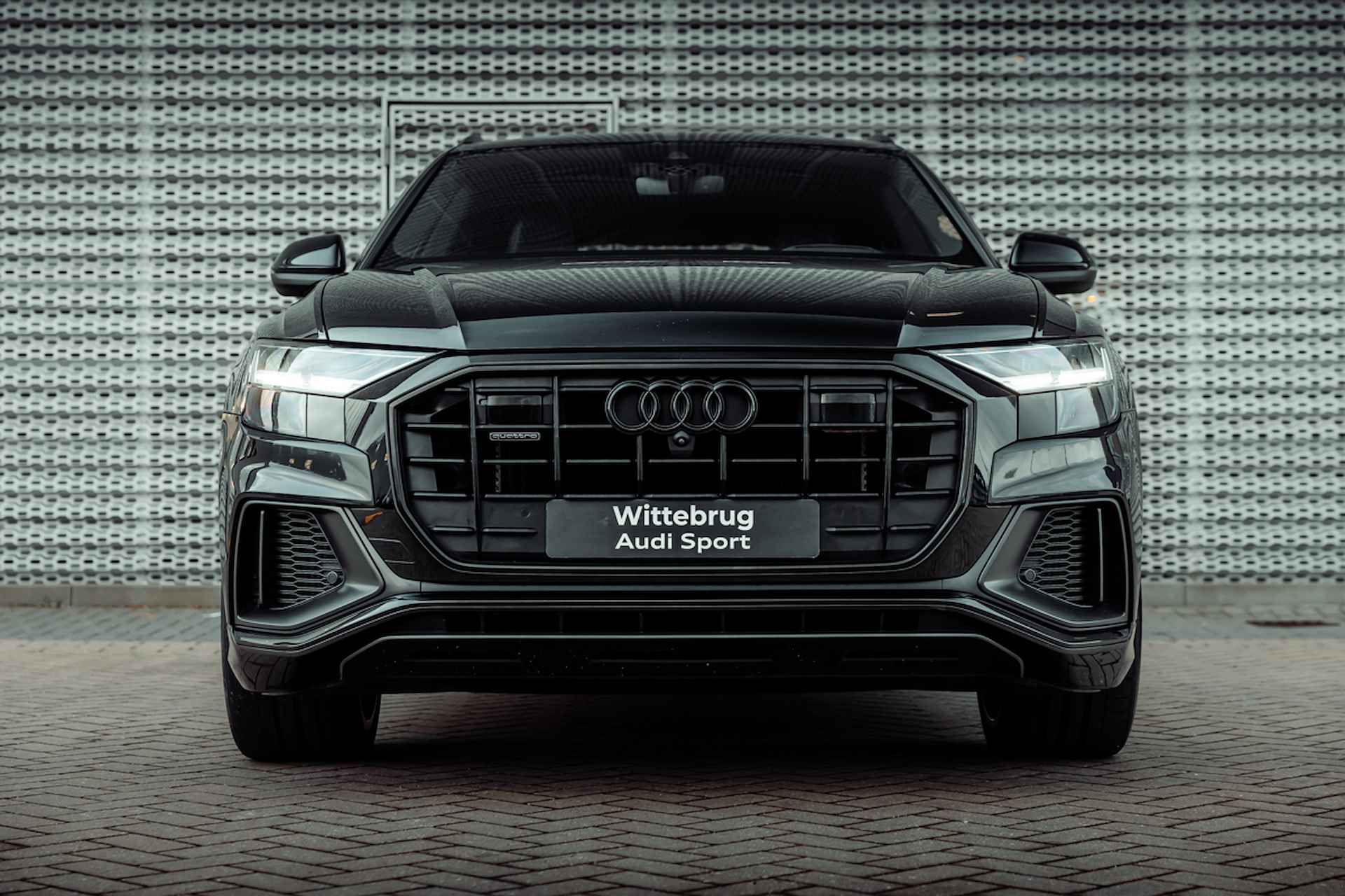 Audi Q8 55 TFSI e 381pk quattro S Line interieur | Panoramadak | S-sportstoelen | Leder | Ventilatie + massage | Servo | Bang & Olufsen | Head Up | Assistentiepakket plus | Topview | Memory | 23" LM velgen - 6/37