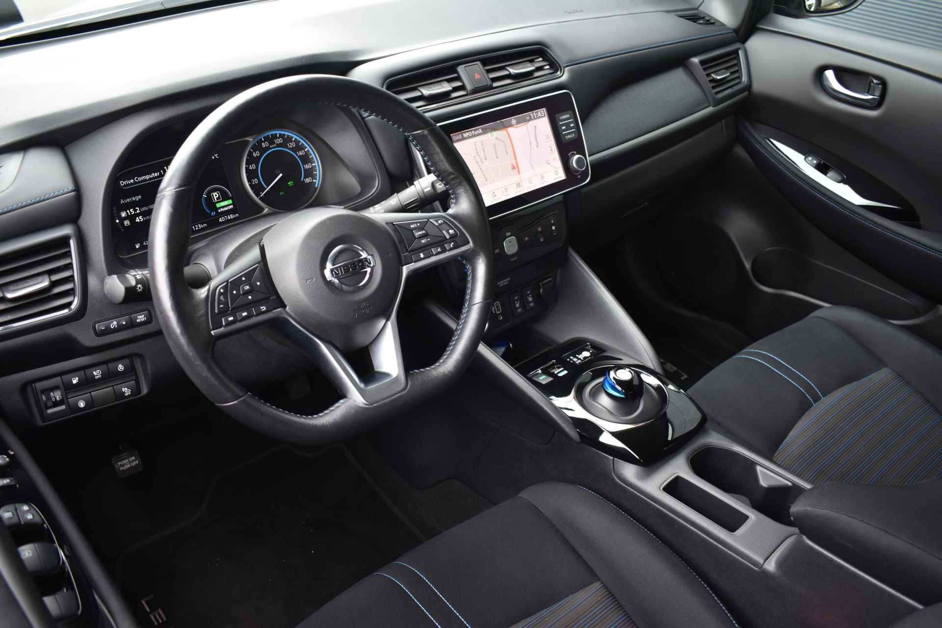 Nissan LEAF N-Connecta 40 kWh 150pk | Navigatie | 360 Camera | Stoelverwarming | Adaptive Cruise Control | - 13/37