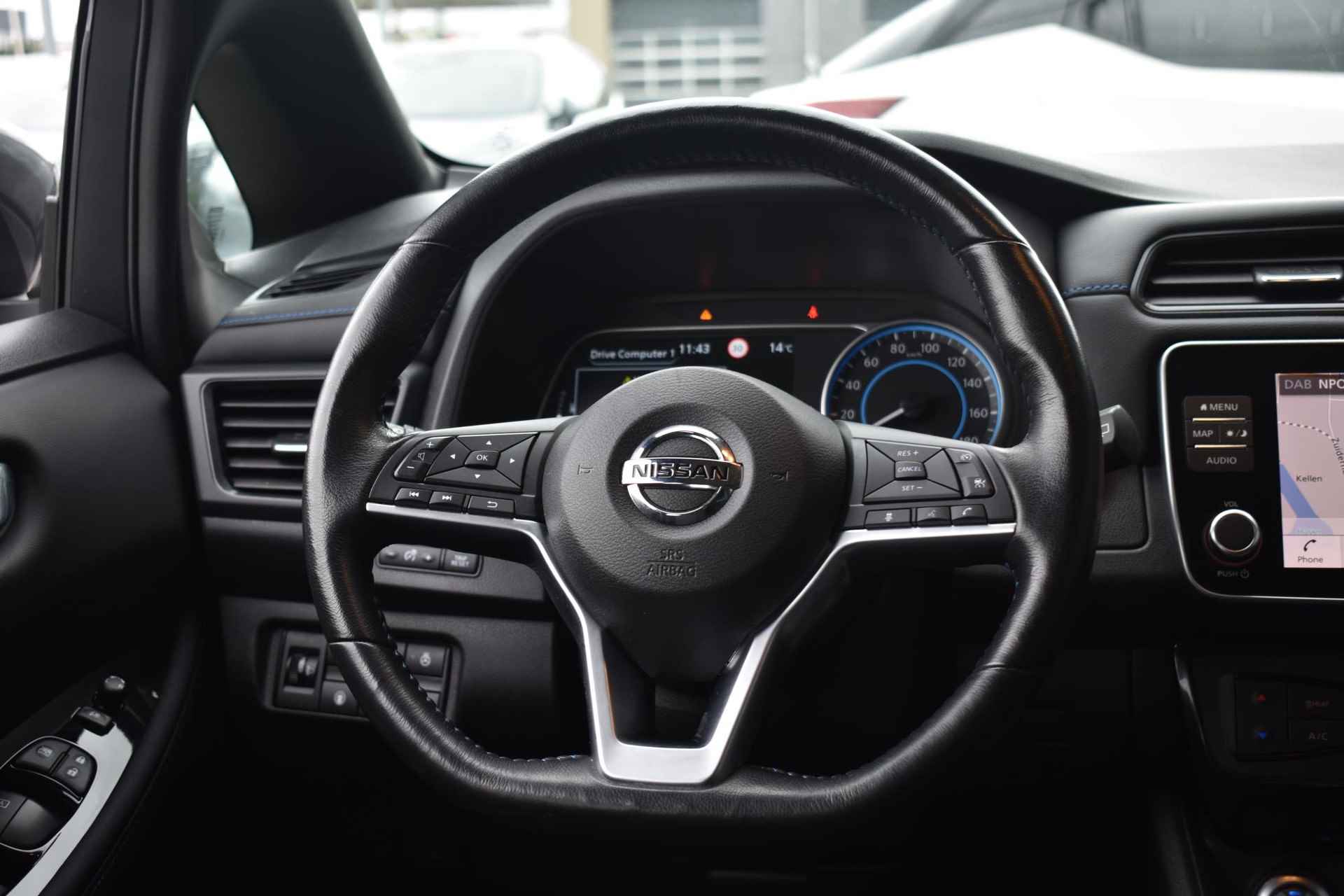 Nissan LEAF N-Connecta 40 kWh 150pk | Navigatie | 360 Camera | Stoelverwarming | Adaptive Cruise Control | - 23/37