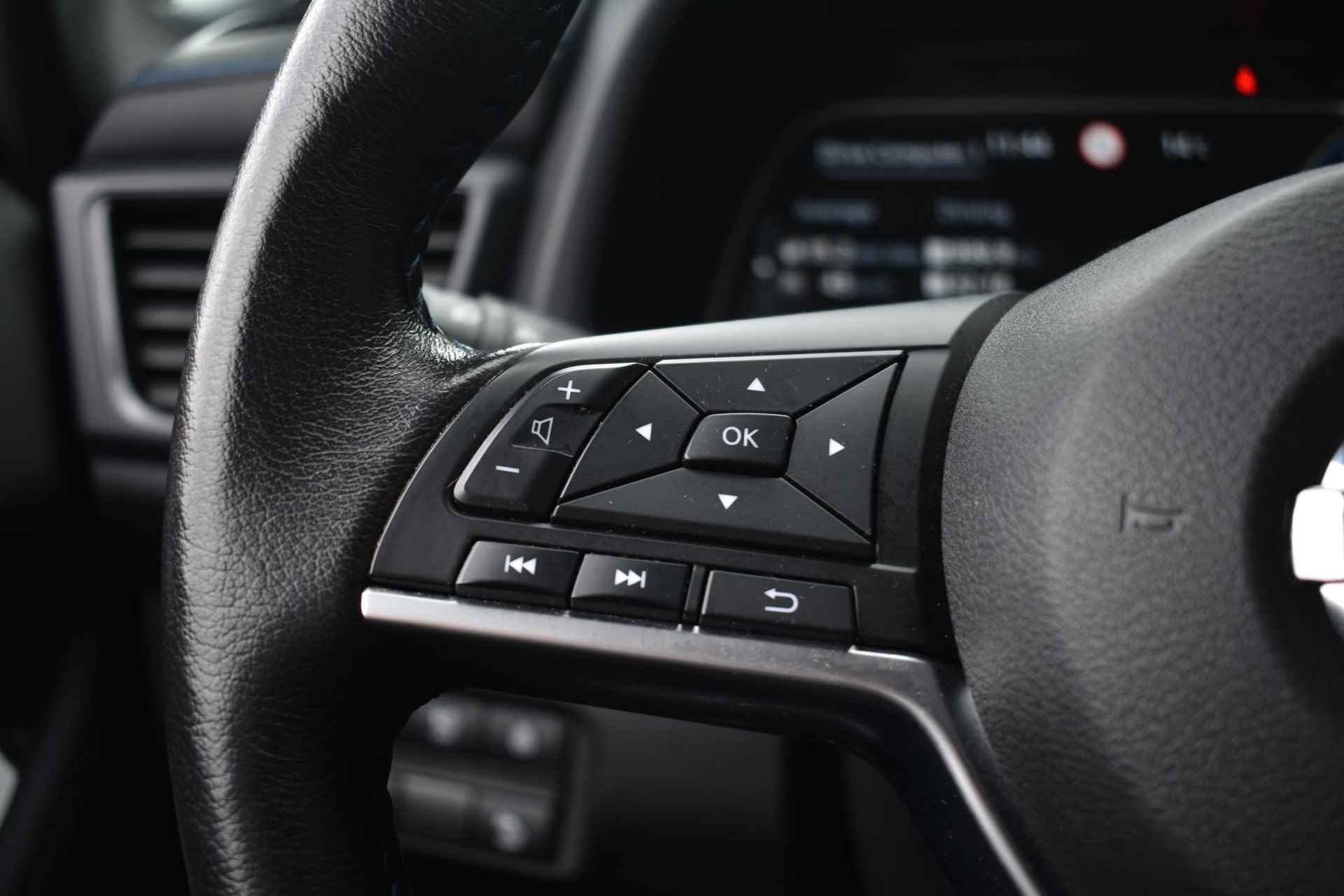 Nissan LEAF N-Connecta 40 kWh 150pk | Navigatie | 360 Camera | Stoelverwarming | Adaptive Cruise Control | - 32/37