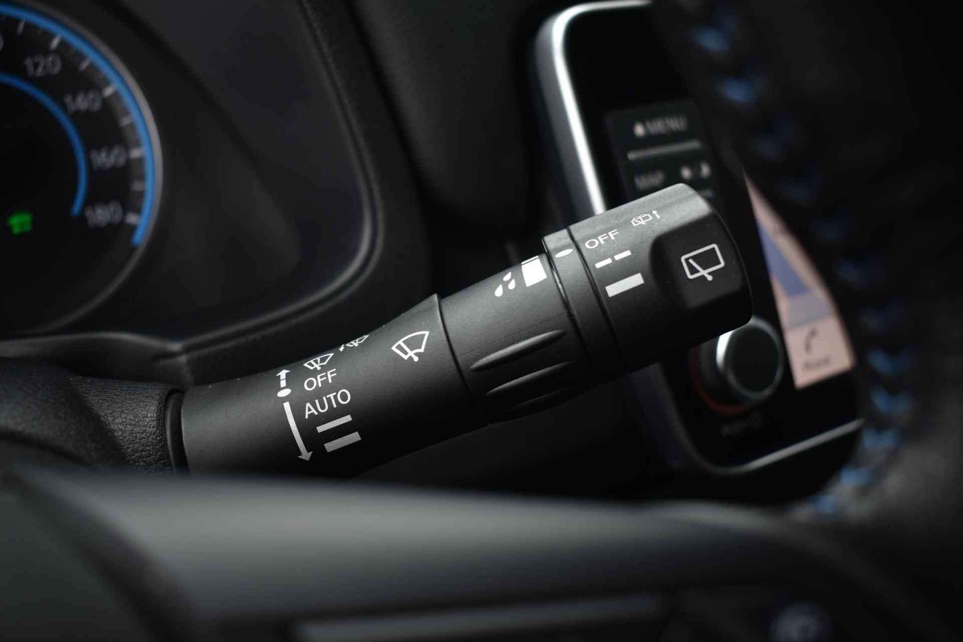 Nissan LEAF N-Connecta 40 kWh 150pk | Navigatie | 360 Camera | Stoelverwarming | Adaptive Cruise Control | - 35/37