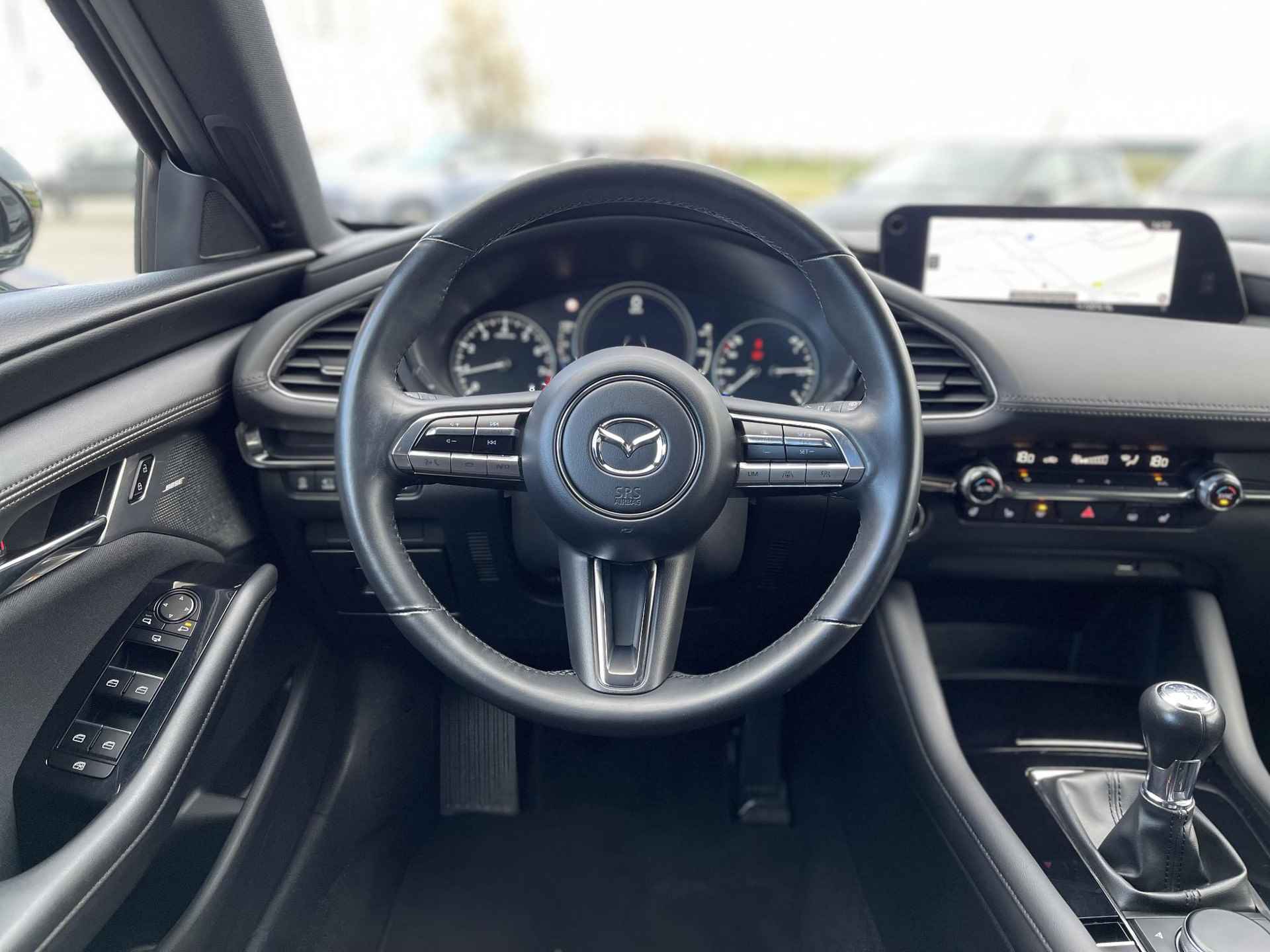 Mazda 3 2.0 e-SkyActiv-G M Hybrid 122 Comfort | Head-Up Display | BOSE Audio | 360° Camera | Stuur- + Stoelverwarming | 18'' Velgen | Rijklaarprijs! - 14/30