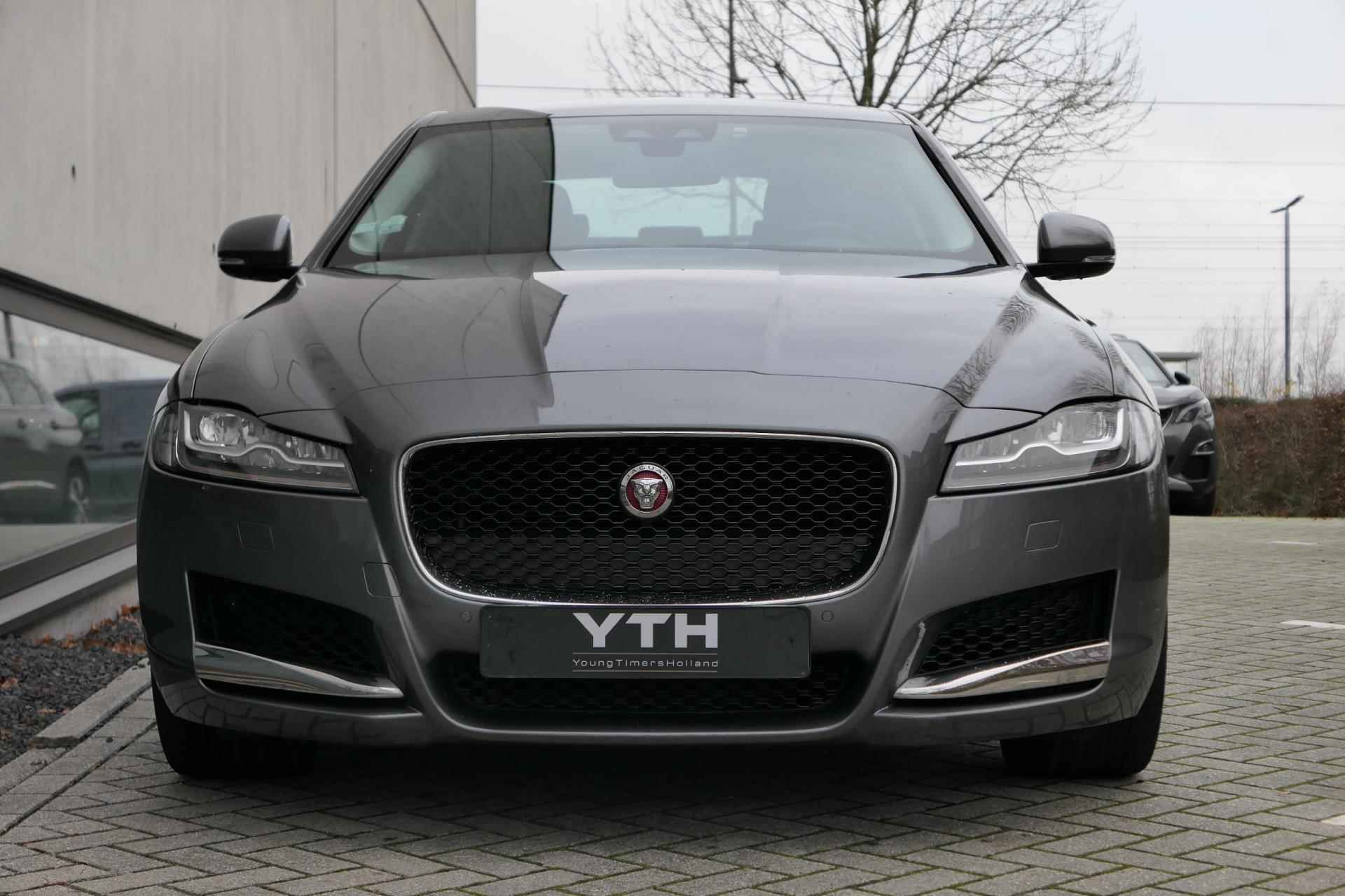 Jaguar XF 3.0 Prestige AWD SC Leder Navi Camera ACC - 2/23