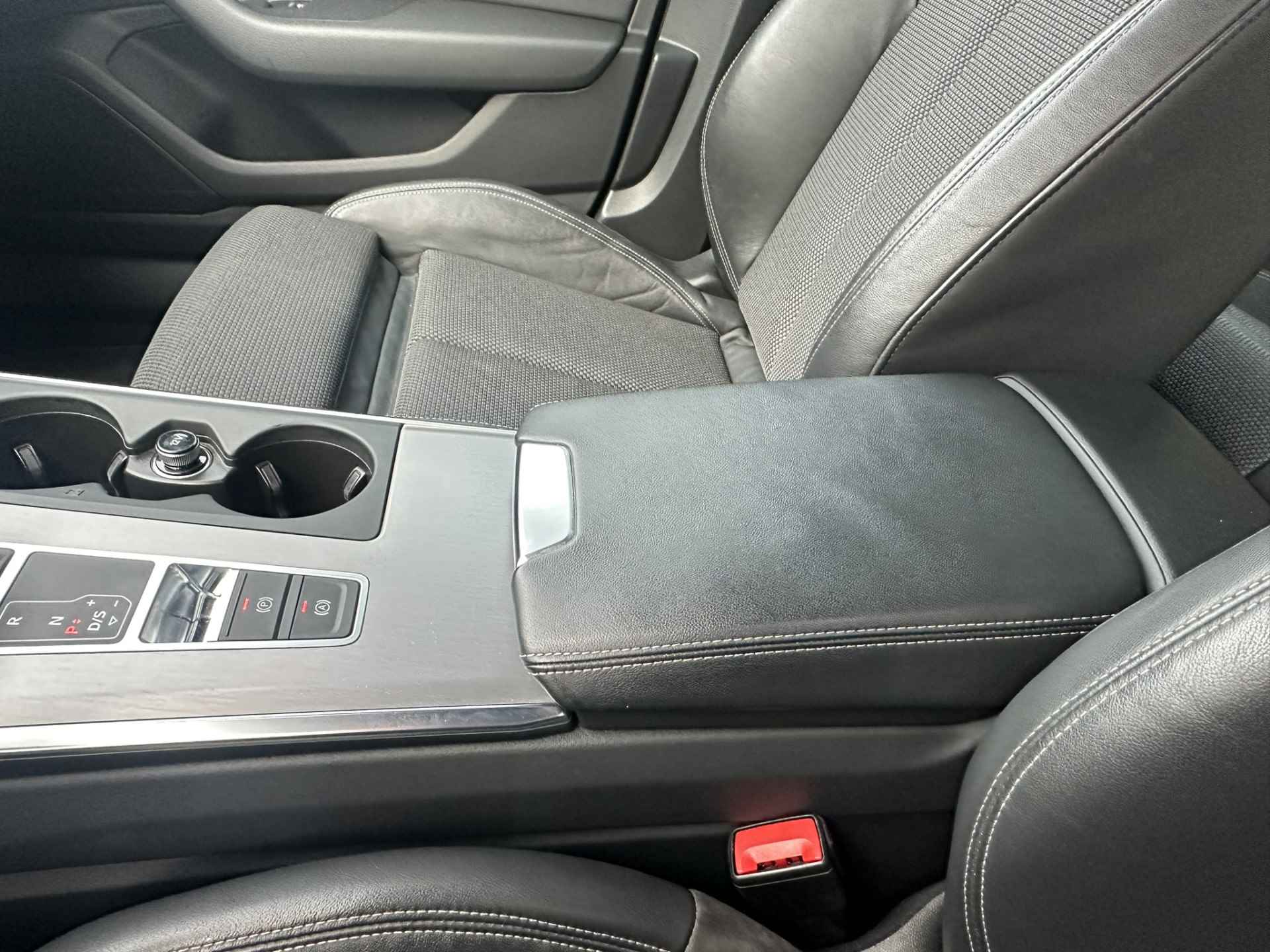 Audi A6 Limousine 50 TDI quattro Sport 286pk | Matrix LED | S-Line | 21 inch | Apple Carplay | Virtual Cockpit | Elektr. Sportstoelen | Camera | Trekhaak - 27/99