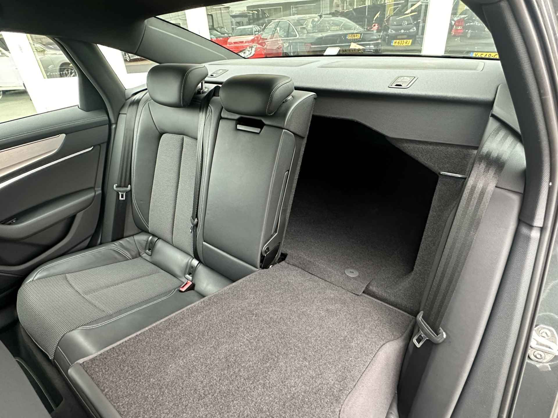 Audi A6 Limousine 50 TDI quattro Sport 286pk | Matrix LED | S-Line | 21 inch | Apple Carplay | Virtual Cockpit | Elektr. Sportstoelen | Camera | Trekhaak - 89/99