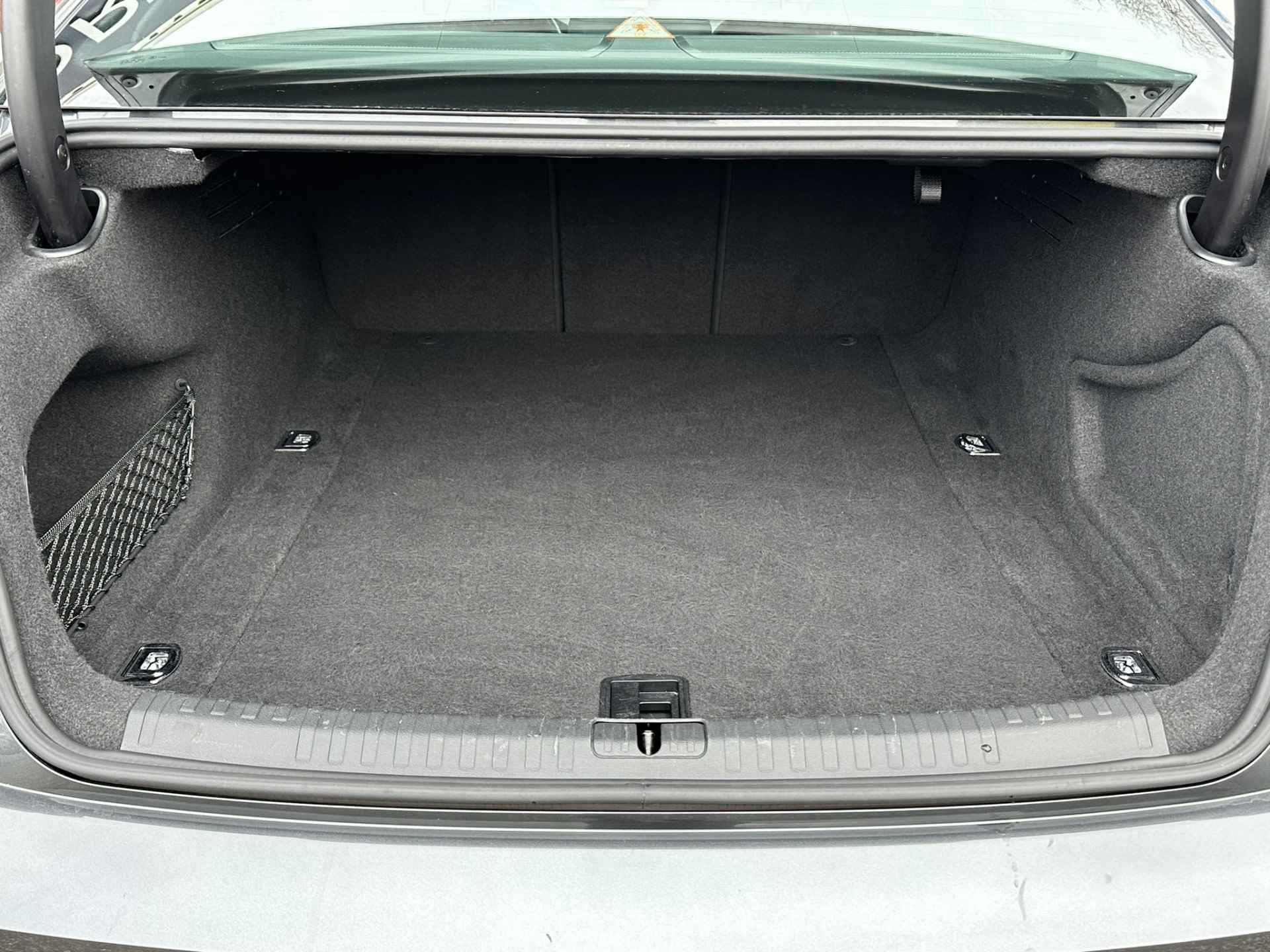 Audi A6 Limousine 50 TDI quattro Sport 286pk | Matrix LED | S-Line | 21 inch | Apple Carplay | Virtual Cockpit | Elektr. Sportstoelen | Camera | Trekhaak - 94/99