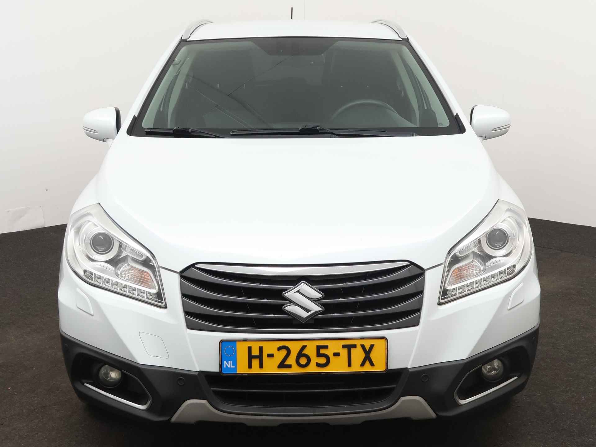 Suzuki S-Cross 1.6 Exclusive Limited - 27/44