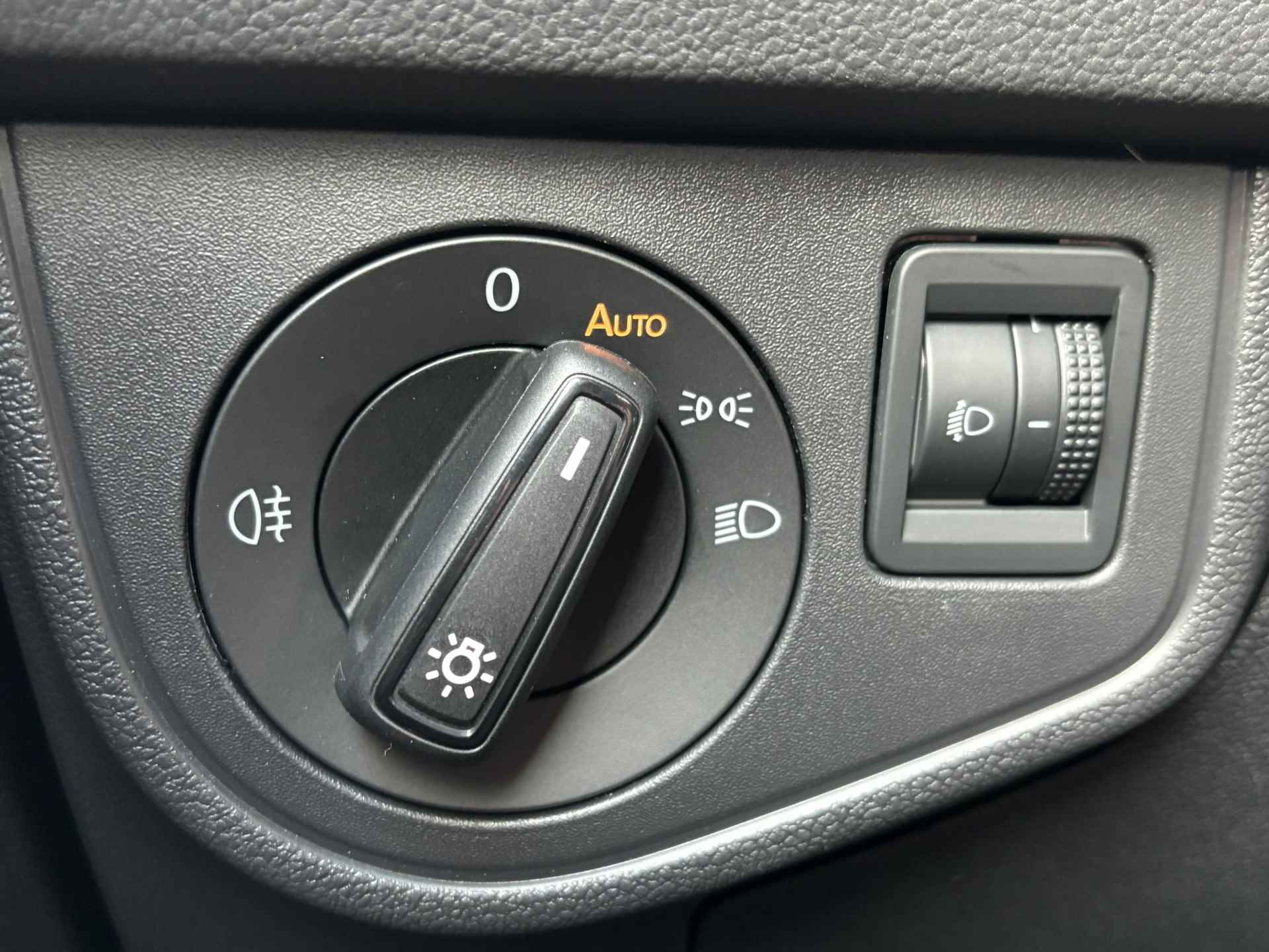 Volkswagen Polo 1.0 TSI 95 pk Life | Parkeer sensoren | Navigatie | Cruise control adaptief | - 15/31