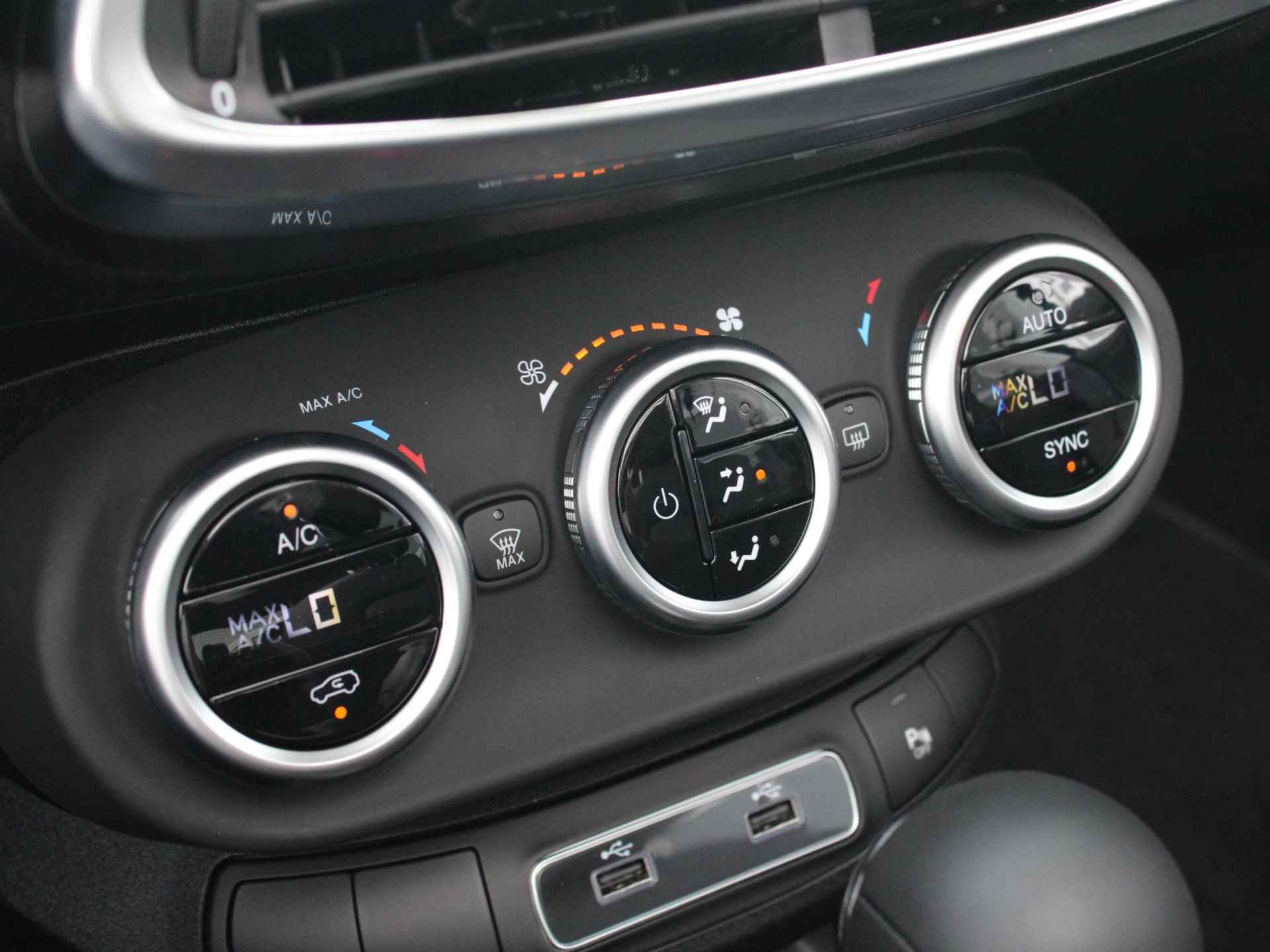 Fiat 500 X 1.5 Hybrid | Cabrio | Clima | Priv. Glass | Cruise | Apple Carplay | PDC | Camera - 19/33