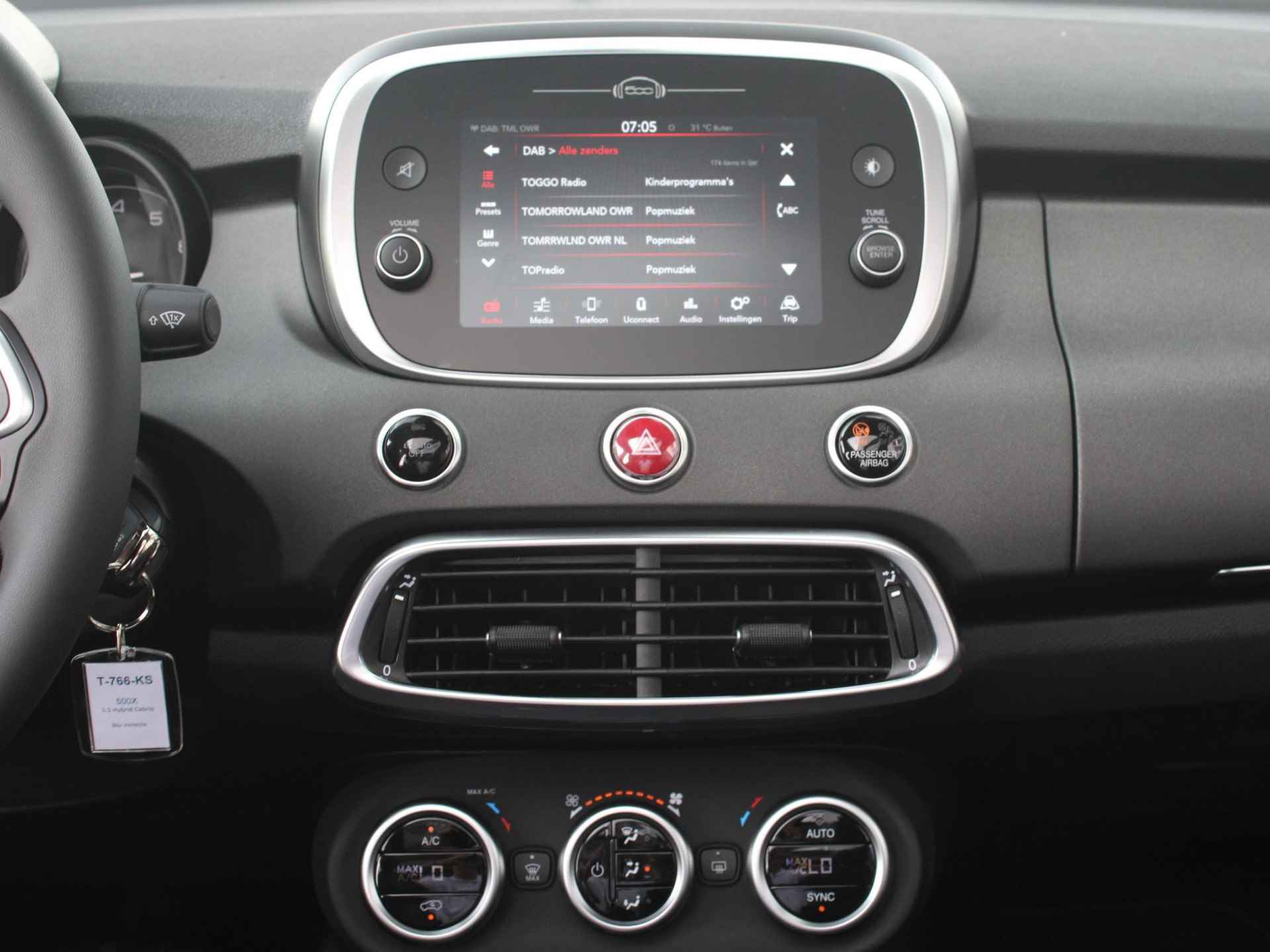 Fiat 500 X 1.5 Hybrid | Cabrio | Clima | Priv. Glass | Cruise | Apple Carplay | PDC | Camera - 23/33