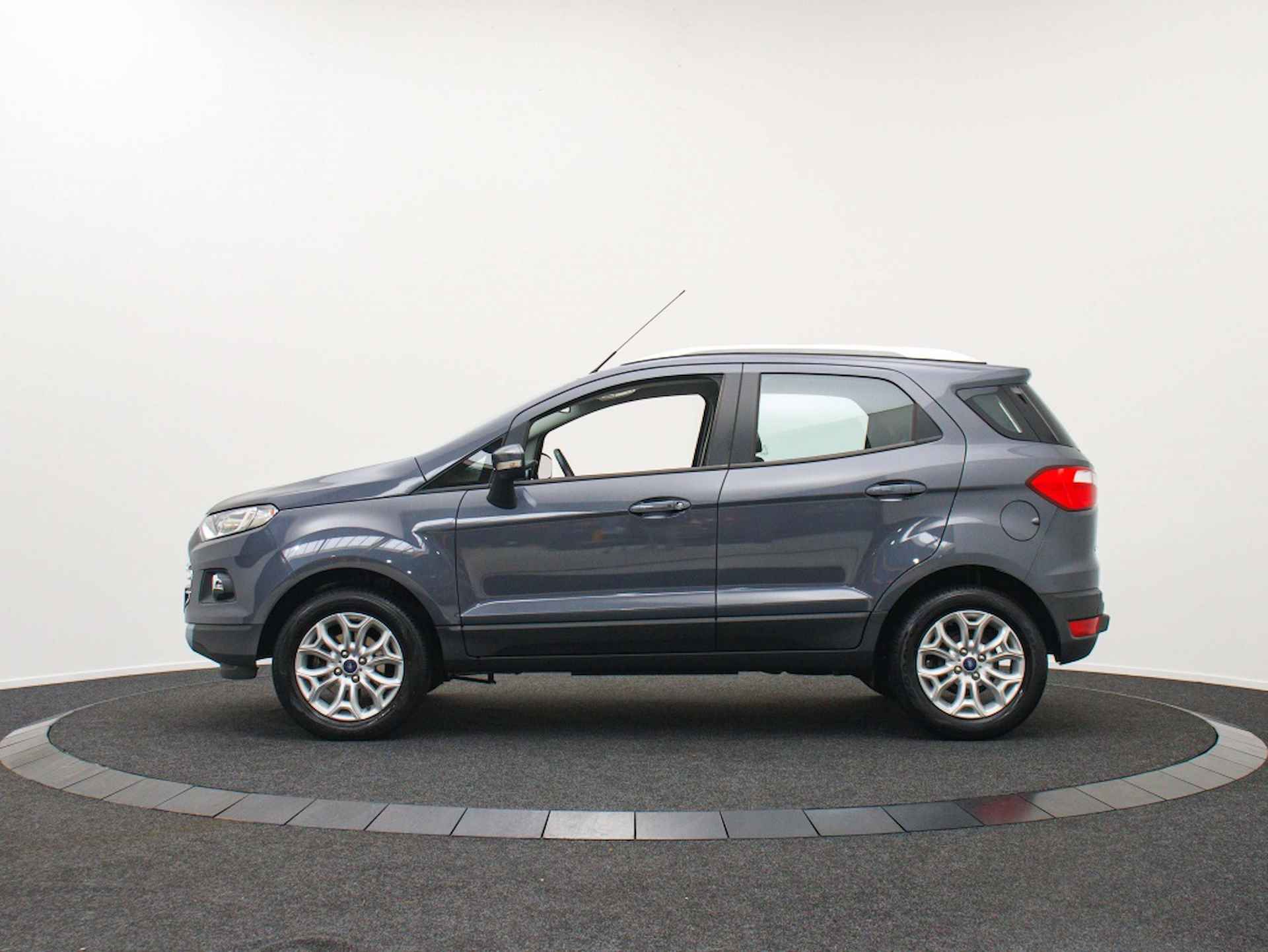 Ford EcoSport 1.0 EcoB. Titanium | Navigatie | Keyless - 10/36