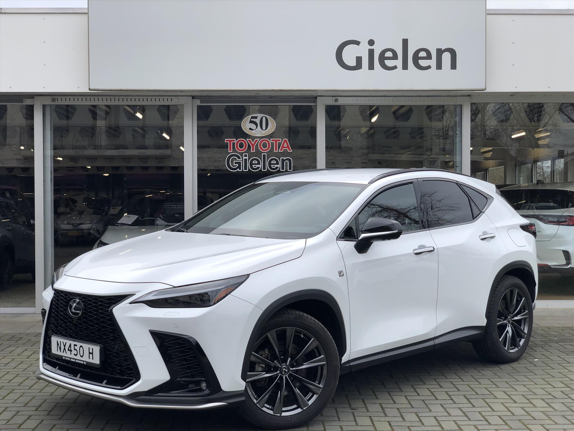 Lexus Nx 450h+ AWD F Sport Line | Head up display, 360 camera, Groot scherm, Stoelventilatie, Stuurverwarming, Geheugenfunctie