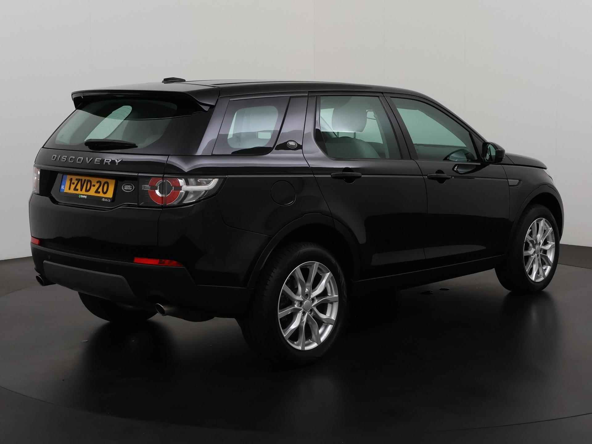 Land Rover Discovery Sport 2.2 TD4 4WD HSE | Leder | Elek Achterklep | Camera | Zondag Open! - 4/38