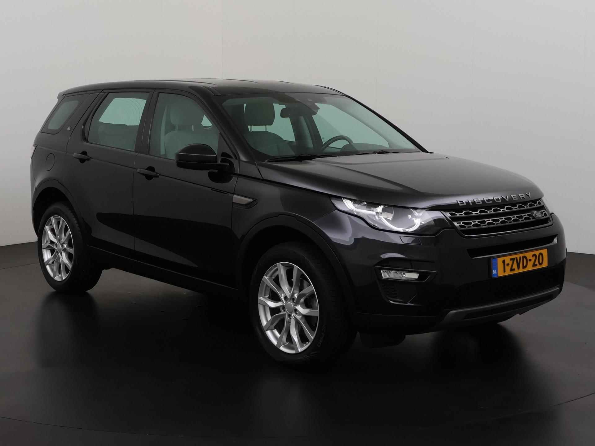 Land Rover Discovery Sport 2.2 TD4 4WD HSE | Leder | Elek Achterklep | Camera | Zondag Open! - 29/38