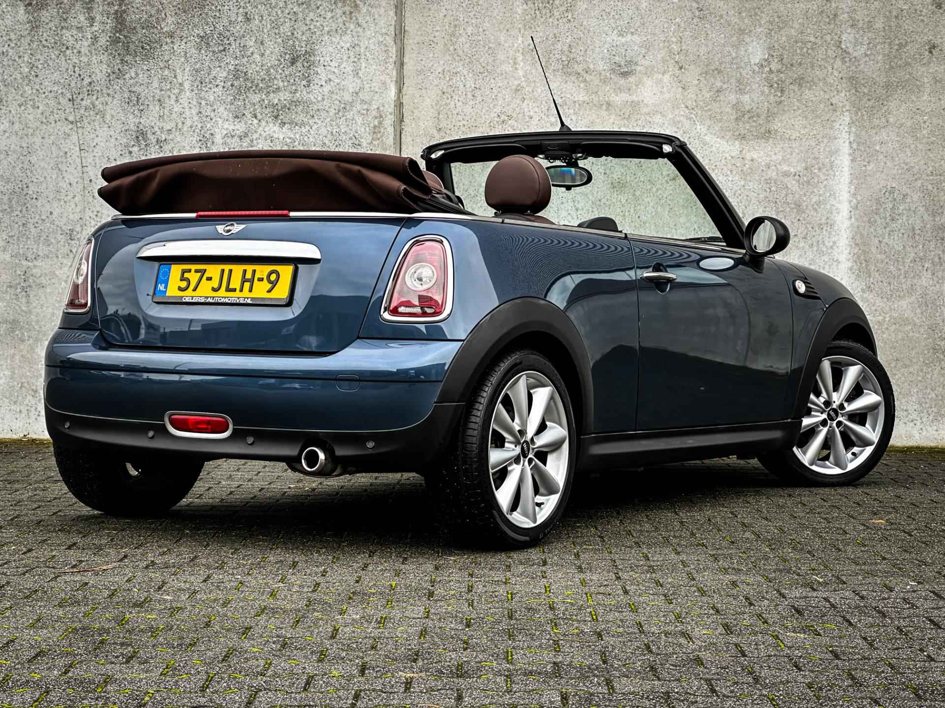 Mini Mini Cabrio 1.6 Cooper Chili | Org. NL | Clima | Cruise | Navi | Leder | Stoelverw. | Metalic lak | - 2/40