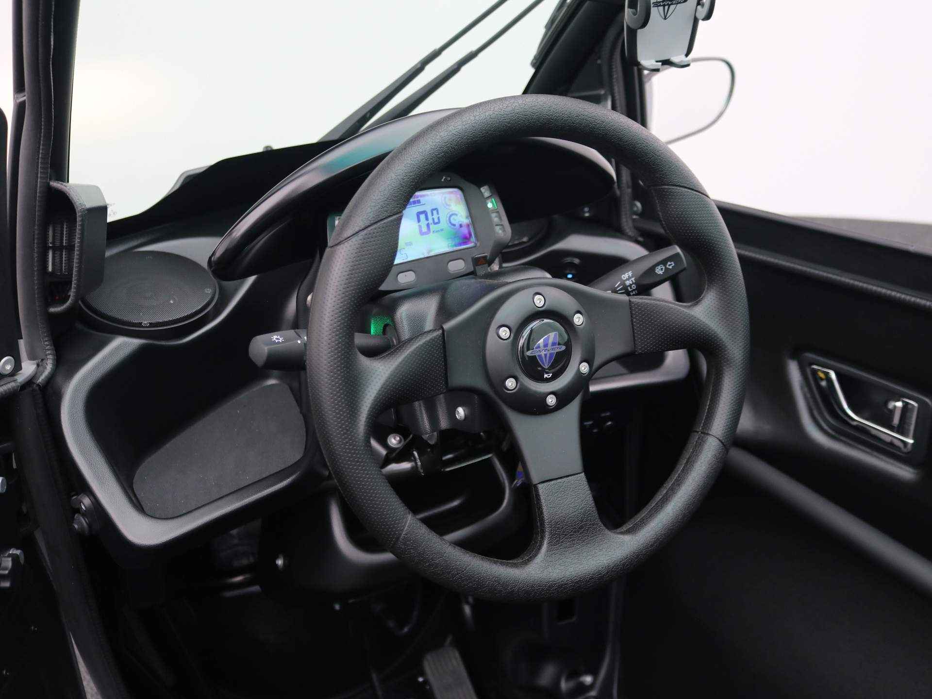 Carver R+ Brommobiel | Voorruit verwarming | Schuiframen | Bluetooth Audio | Cabrio dak | Dynamic Driving Modes | Telefoonhouder | USB | Geen wegenbelasting | 130KM Actieradius | Binnen 3 uur opgeladen! - 7/29