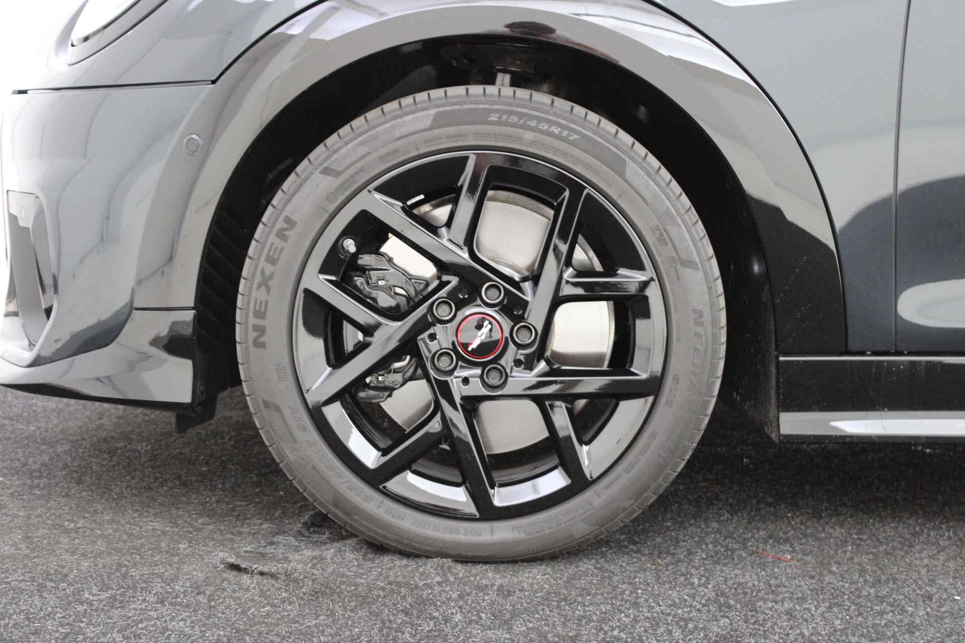 MINI Hatchback Cooper S Automaat / JCW / Pakket XL / 17" John Cooper Works Sprint Spoke black - 38/42