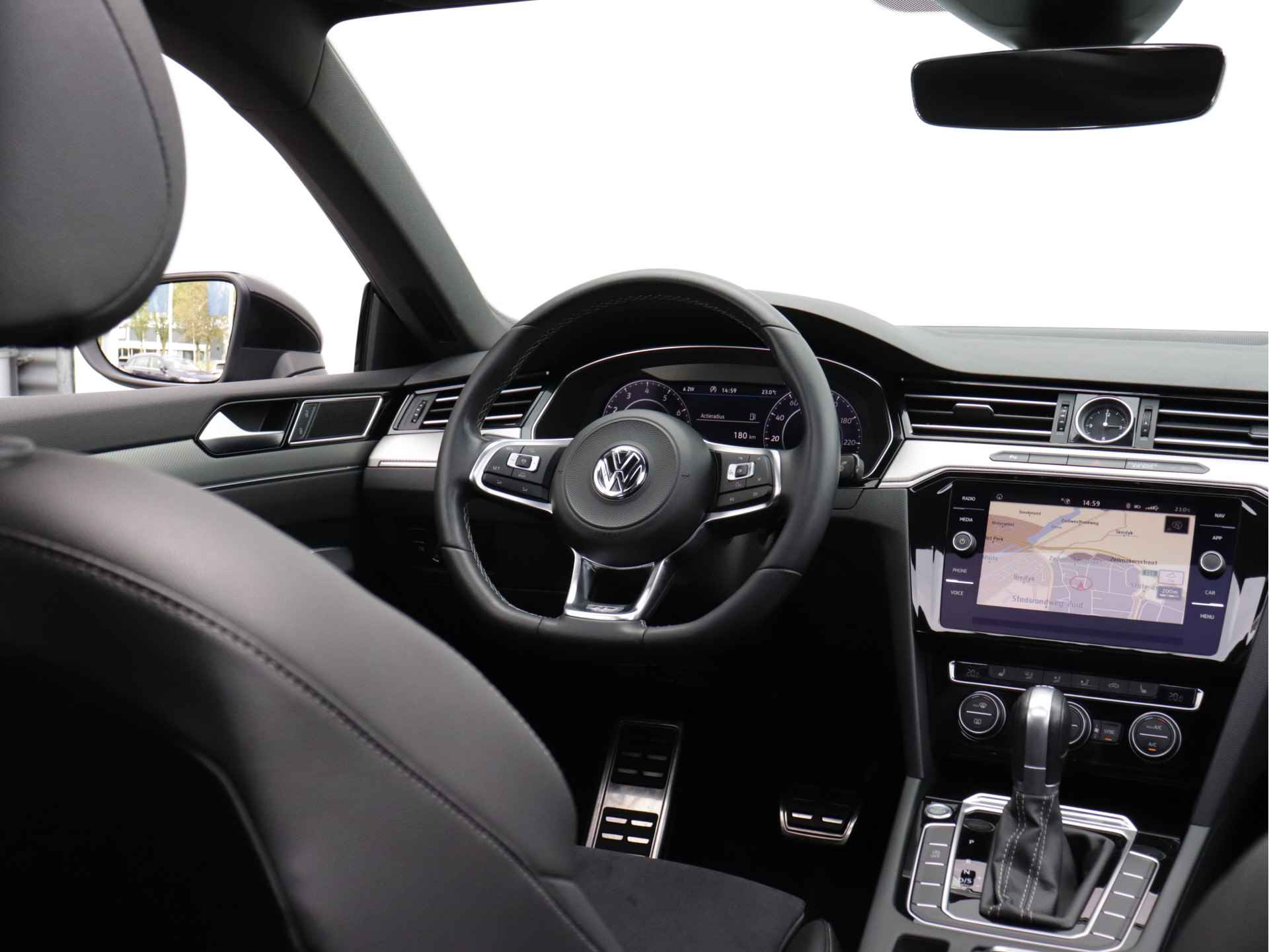 Volkswagen Arteon 2.0 TSI Business R 190pk Automaat | Bearlock | Panoramadak | Stoelverwarming V+A | Navigatie | Sfeerverlichting | App-Connect | 19" Montevideo | - 51/84