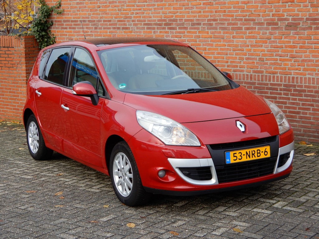 RENAULT Scenic 2.0 PRIVILEGE   automaat Panorama