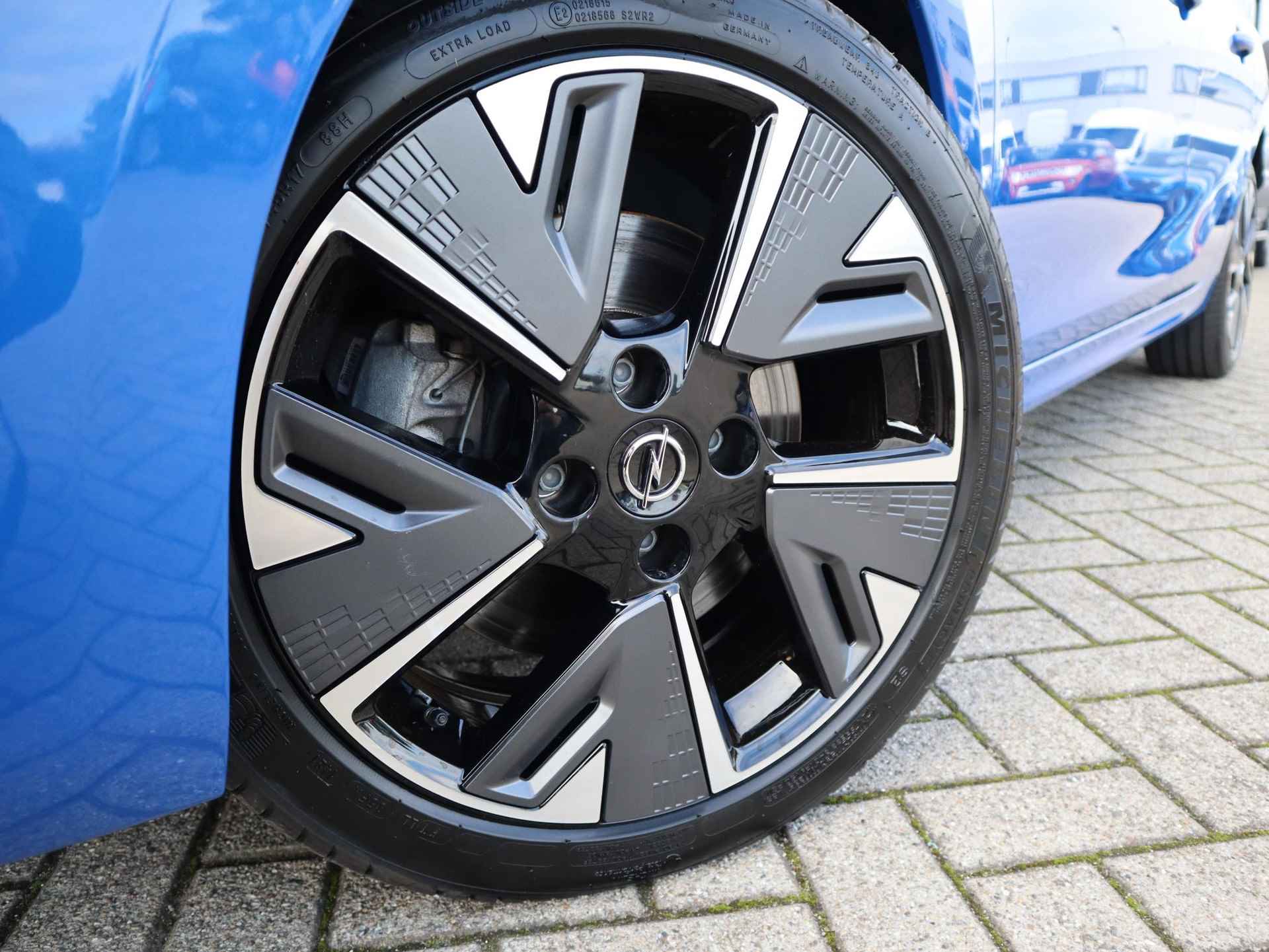 Opel Corsa-e Ultimate 50 kWh  | 1e Eigenaar | Stuur en Stoelverwarming |Warmtepomp | Android/Apple Carplay | 359km WLTP | Alcantara bekleding | - 7/52
