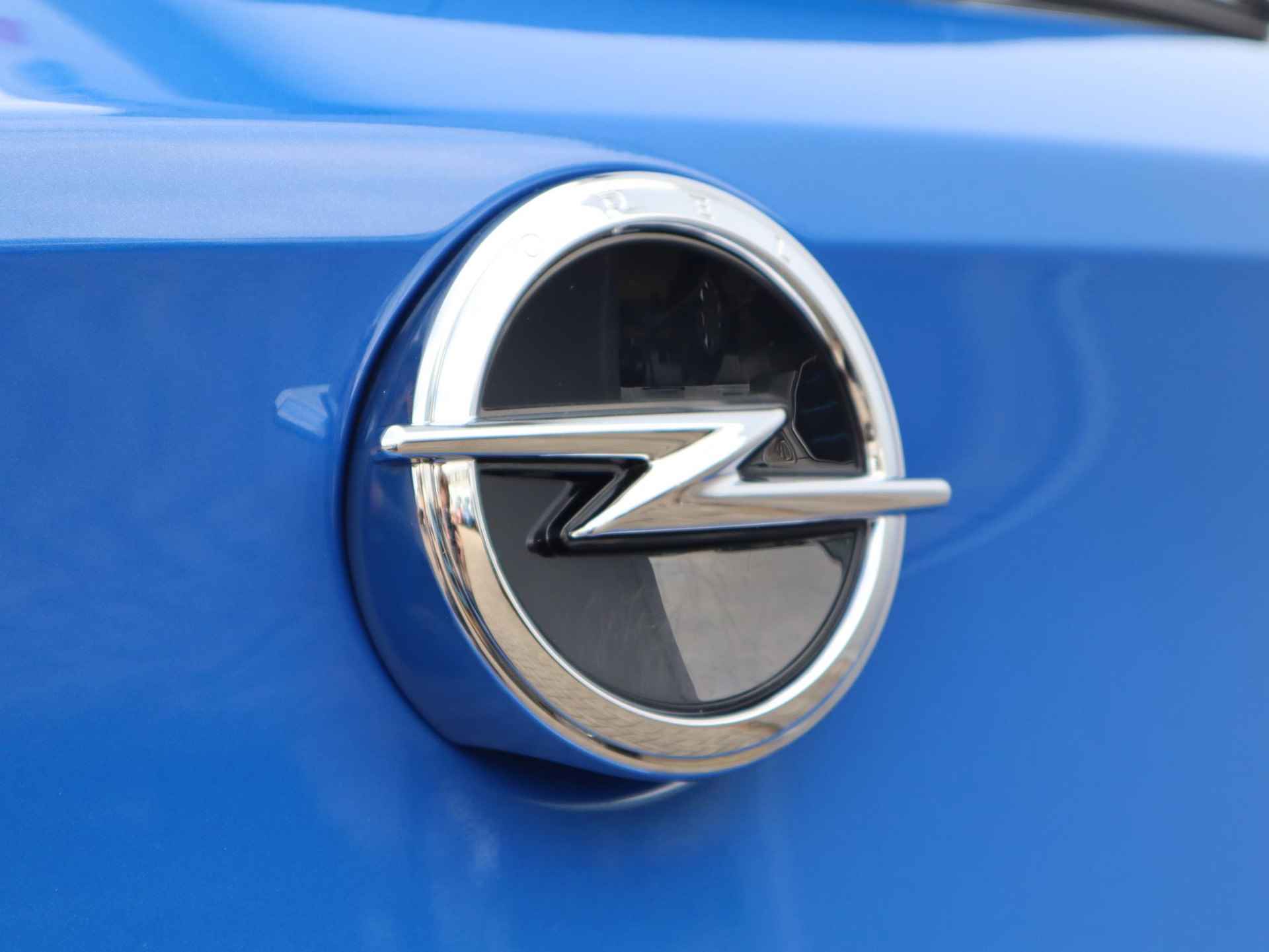 Opel Corsa-e Ultimate 50 kWh  | 1e Eigenaar | Stuur en Stoelverwarming |Warmtepomp | Android/Apple Carplay | 359km WLTP | Alcantara bekleding | - 9/52