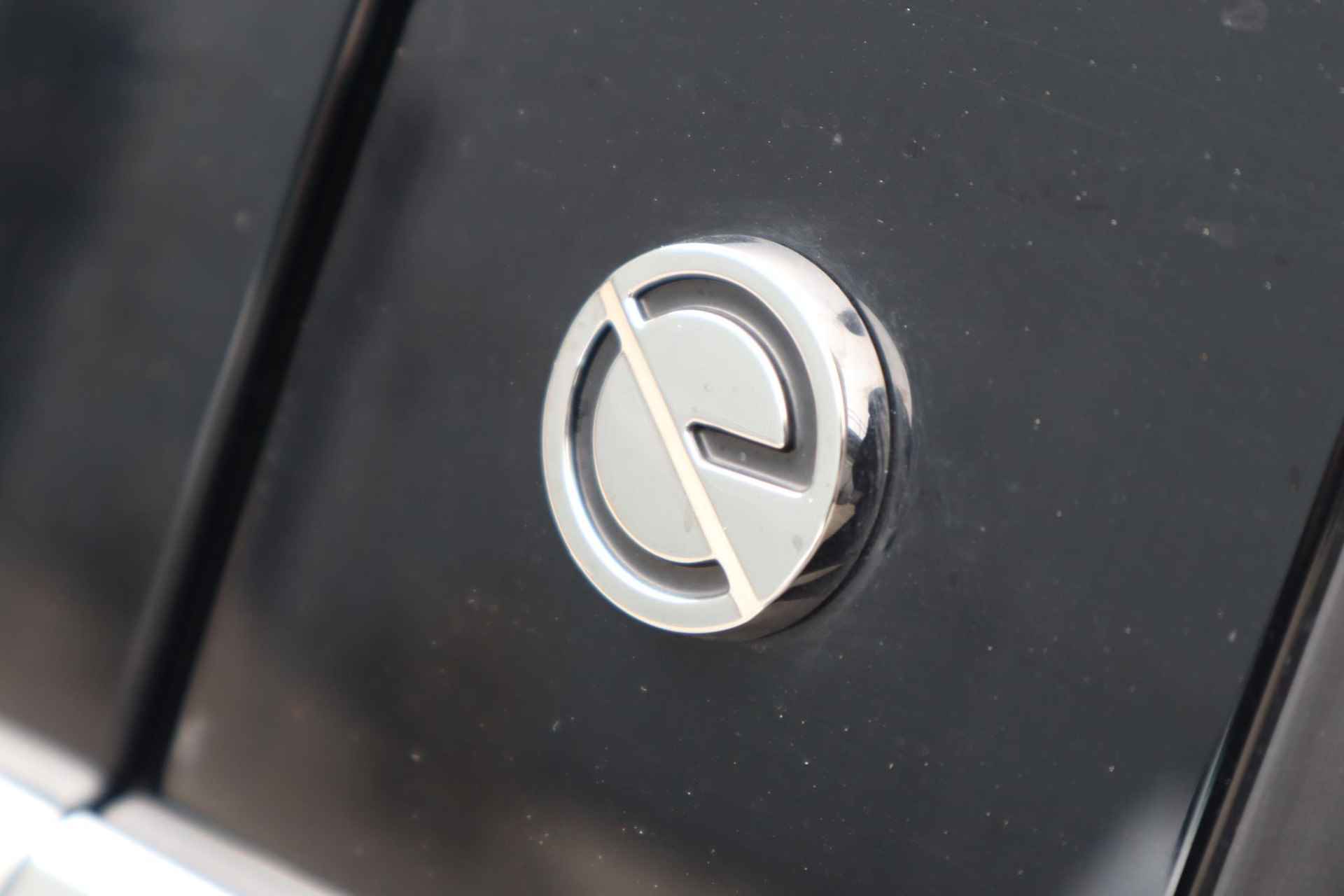 Opel Corsa-e Ultimate 50 kWh  | 1e Eigenaar | Stuur en Stoelverwarming |Warmtepomp | Android/Apple Carplay | 359km WLTP | Alcantara bekleding | - 11/52