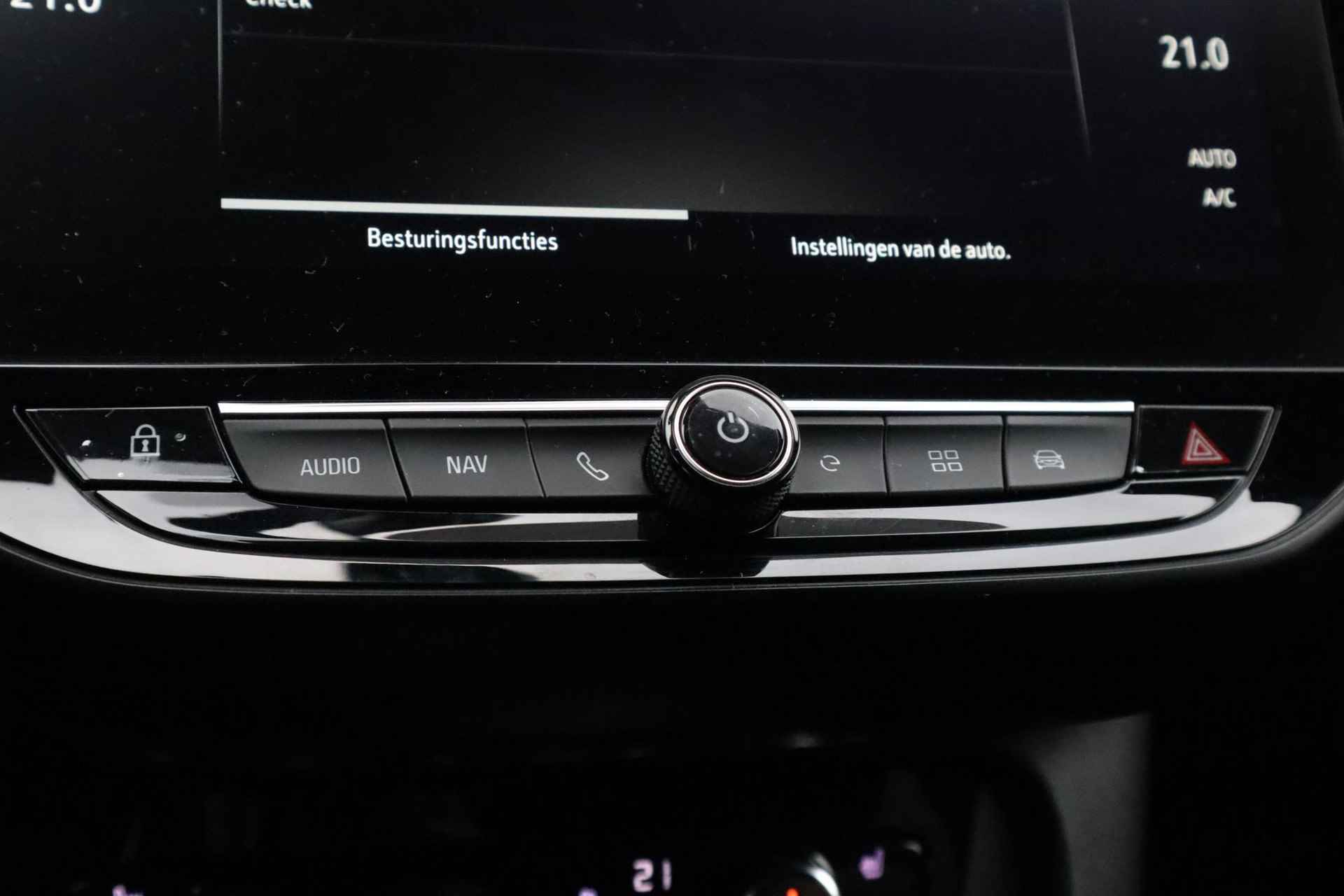 Opel Corsa-e Ultimate 50 kWh  | 1e Eigenaar | Stuur en Stoelverwarming |Warmtepomp | Android/Apple Carplay | 359km WLTP | Alcantara bekleding | - 35/52