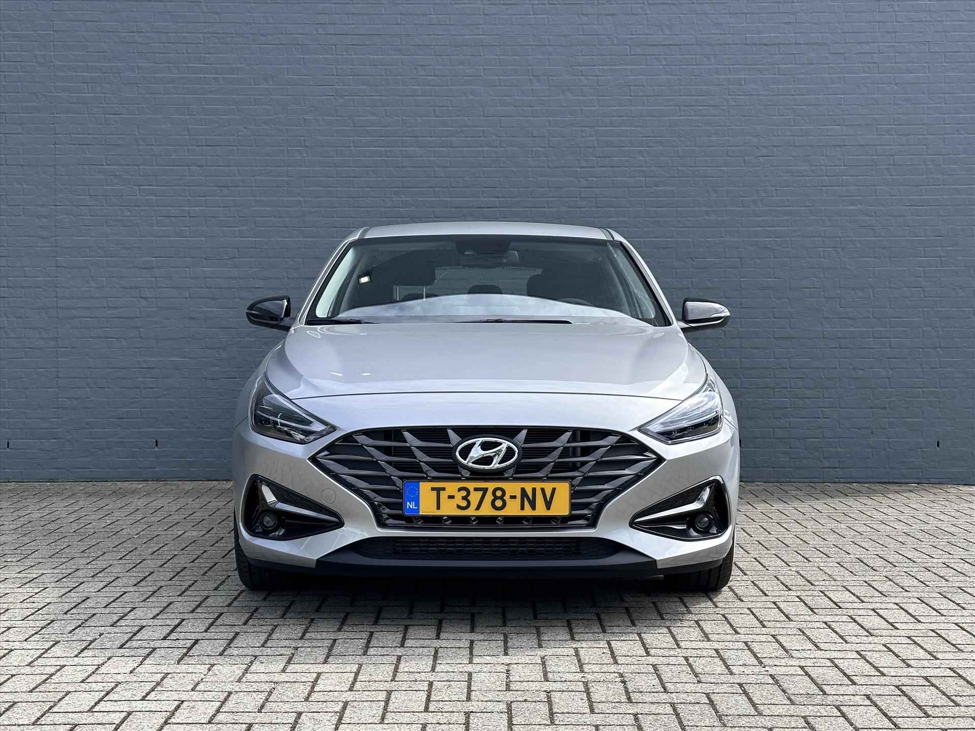 HYUNDAI I30 1.0 T-GDI 48V 120pk Comfort Smart | DEMO | Apple Carplay/Android Auto | Lane Assist | - 4/35