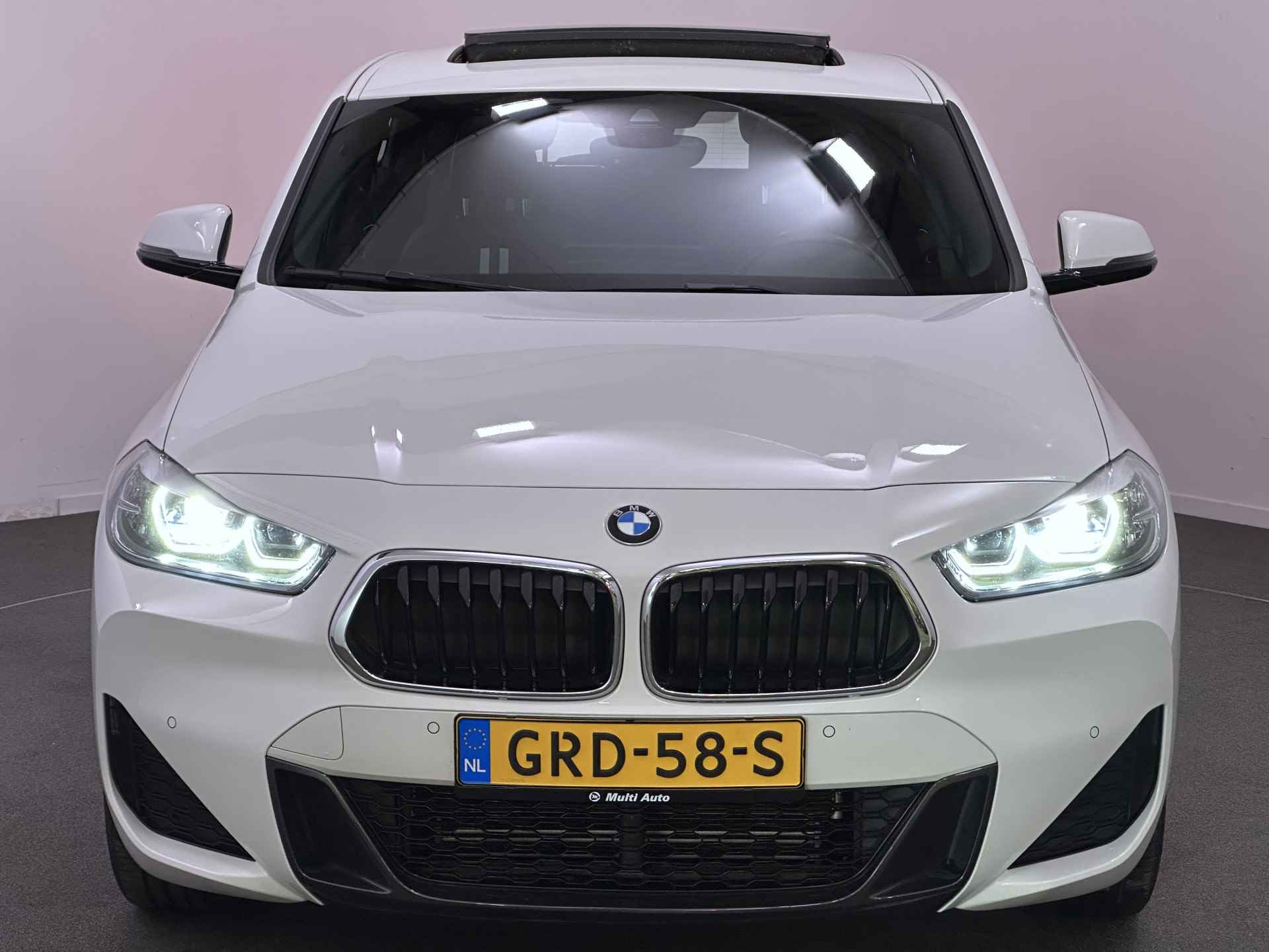 BMW X2 xDrive25e Plug in Hybrid M-Sport 220 pk PHEV | Panodak | Head-up Display | Camera | Led | Stoelverwarming | 19"L.M | DAB | Sfeerverlichting | EL. Achterklep | - 32/45