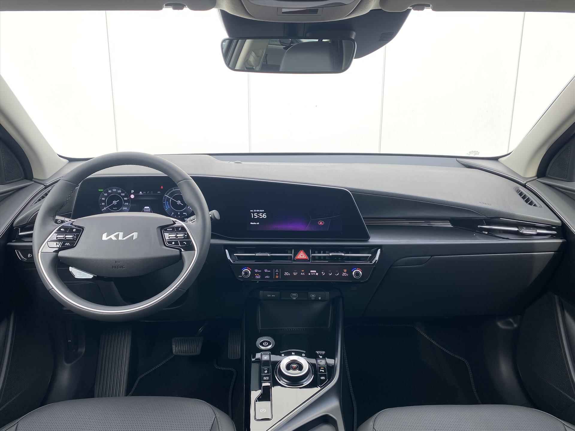 KIA e-Niro 64,8 kWh 204pk Aut Edition Advanced | Navigatie | Leder | Elektrische stoel | Stoelverwarming | Carplay | Camera - 11/37