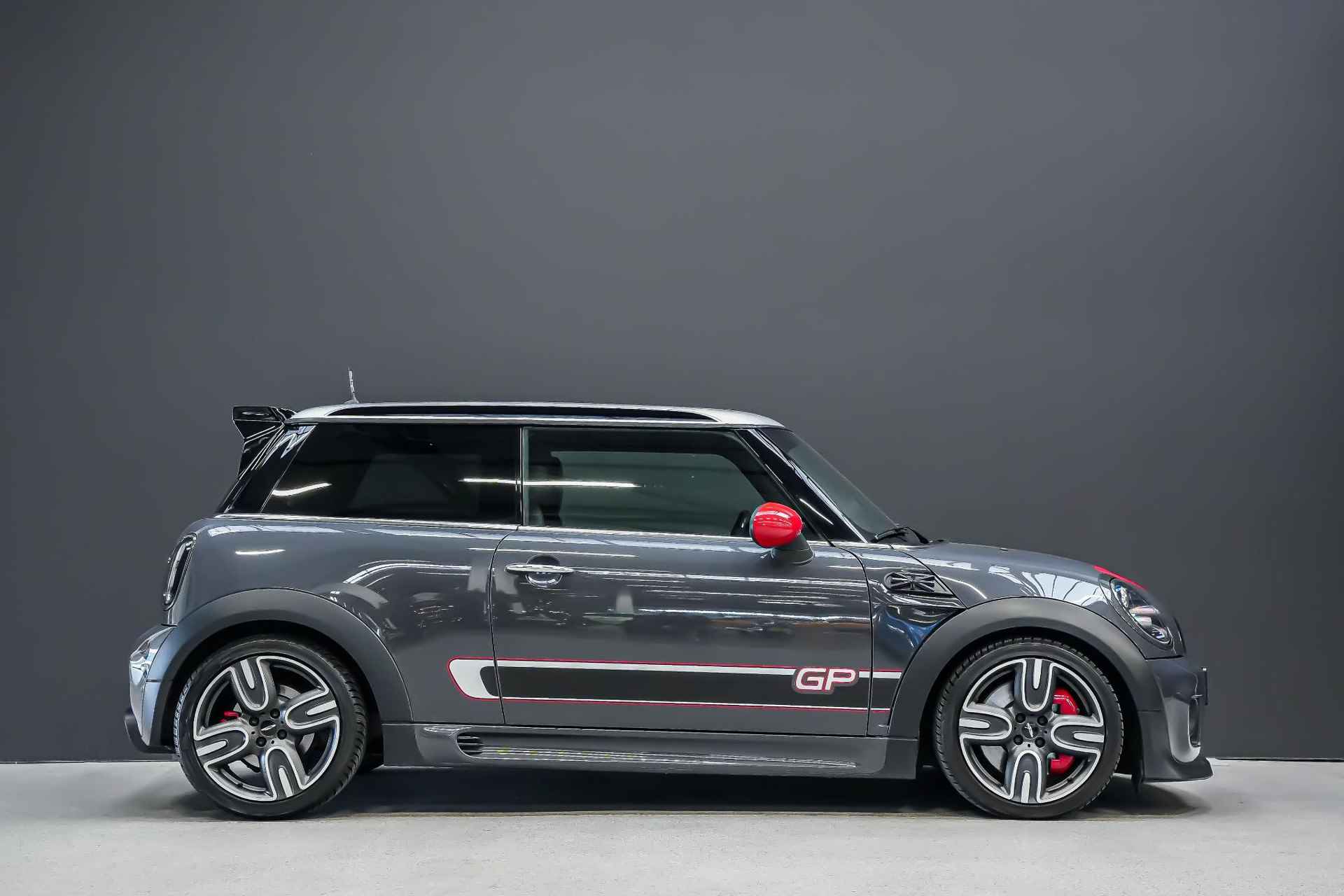 Mini John Cooper Works GP 1.6 218pk |Wagner intercooler|stage 2|Akrapovic downpipe|bearlock|cruise control|stoelverarming|17"| - 6/37