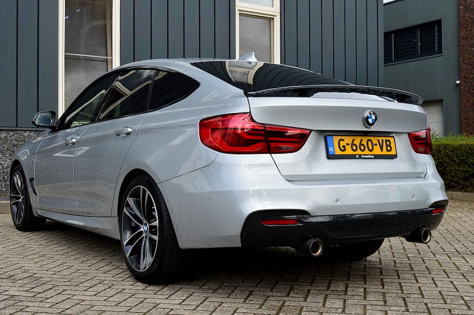 BMW 3-serie Gran Turismo 320i M-Sport High Executive Edition Rijklaarprijs-Garantie Panoramadak  Leder Led camera - 3/45