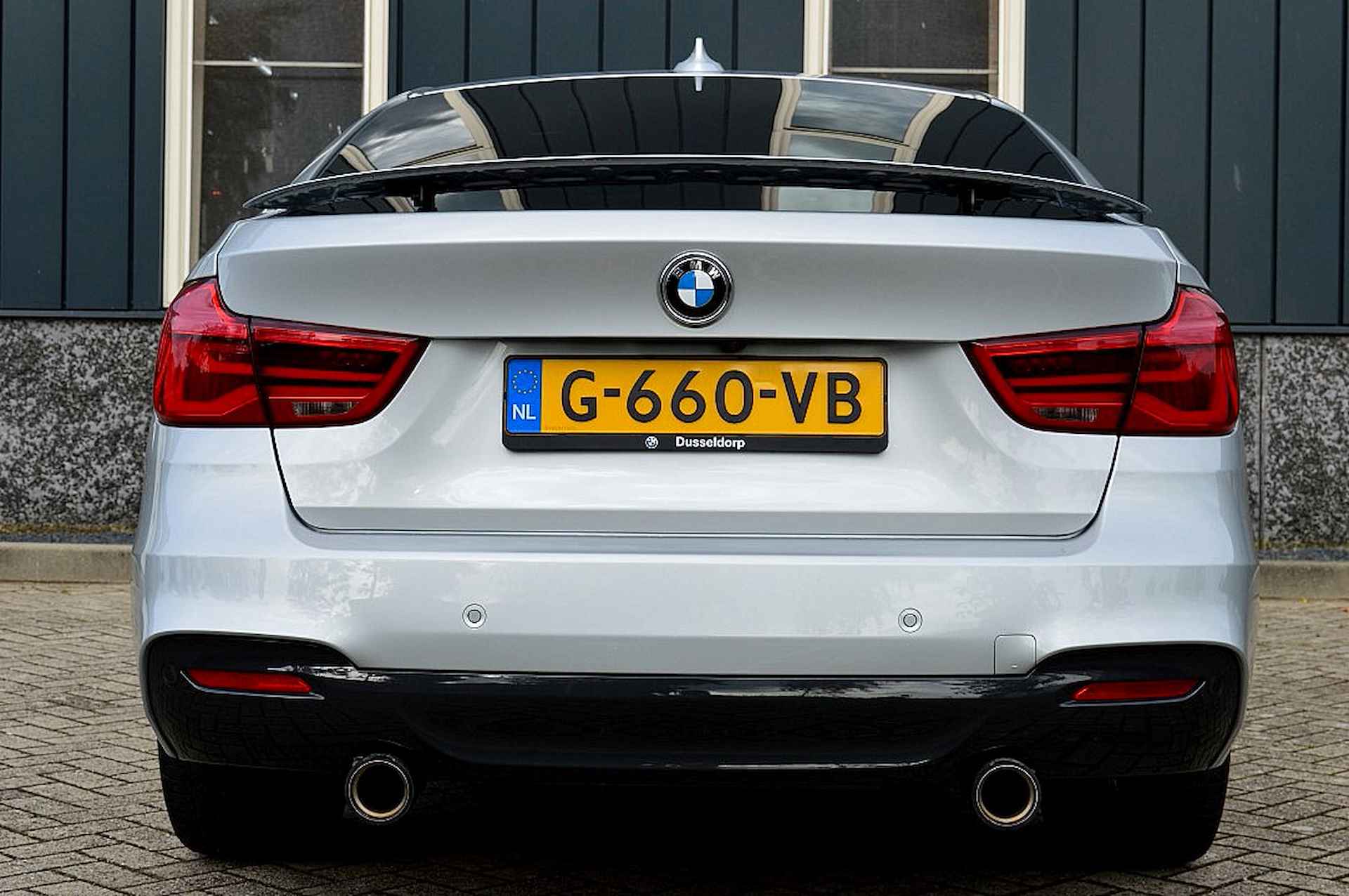 BMW 3-serie Gran Turismo 320i M-Sport High Executive Edition Rijklaarprijs-Garantie Panoramadak  Leder Led camera - 4/45